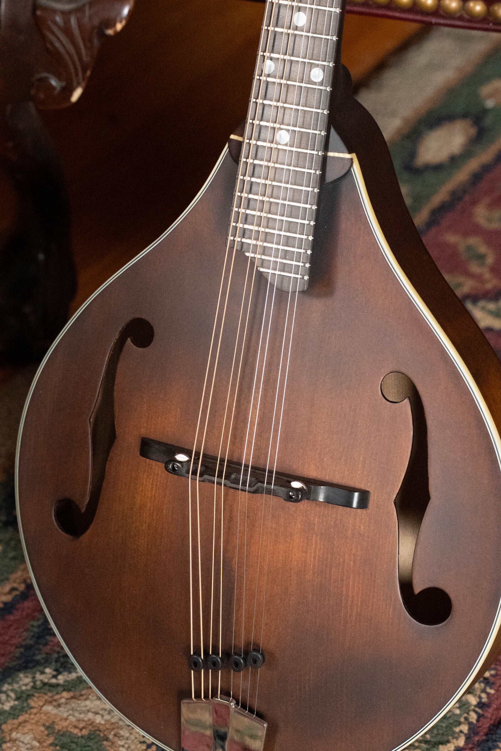 Eastman MD305 Spruce/Maple A-Style Hand-Carved Mandolin #0872