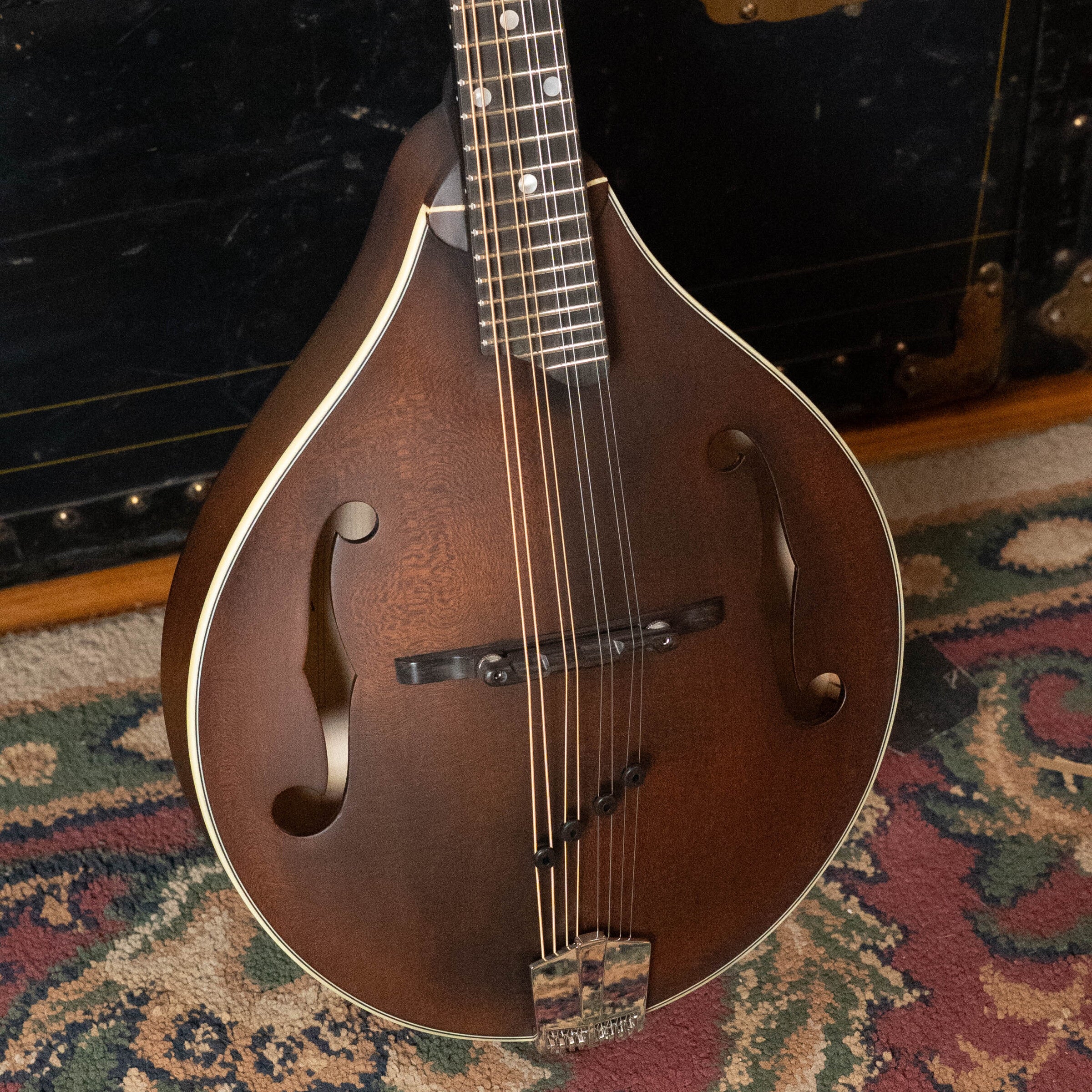 Eastman MD305 Spruce/Maple A-Style Hand-Carved Mandolin #0873