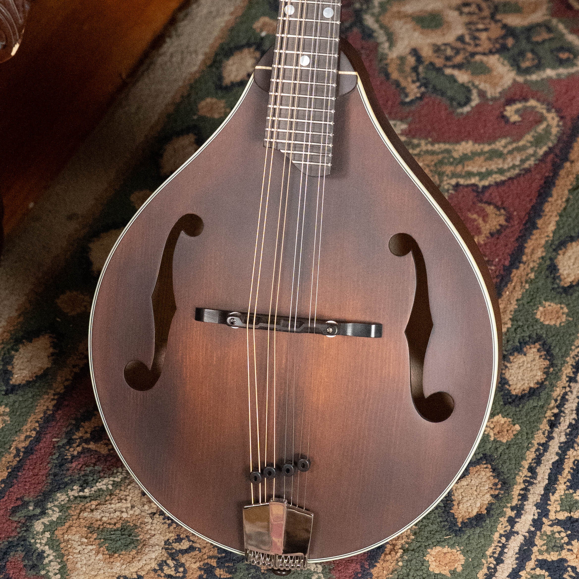Eastman MD305 Spruce/Maple A-Style Hand-Carved Mandolin #0878