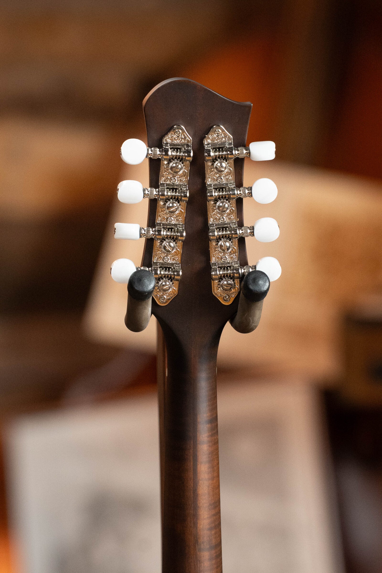 Eastman MD305 Spruce/Maple A-Style Hand-Carved Mandolin #3606