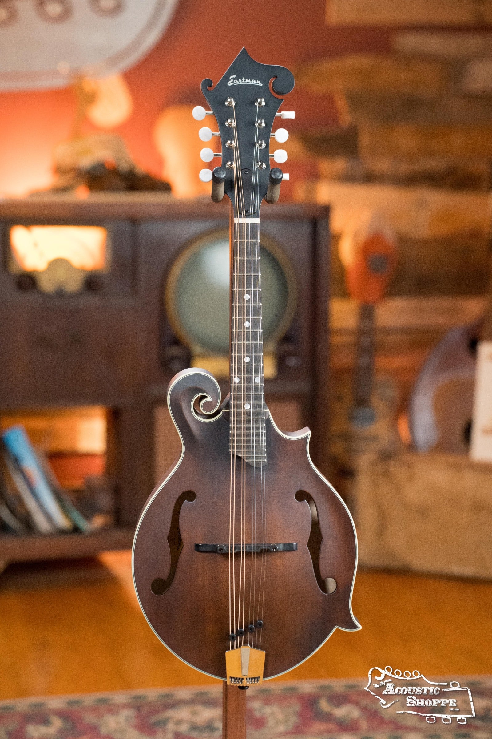 Eastman MD315 F-Style Hand-Carved Mandolin #3224