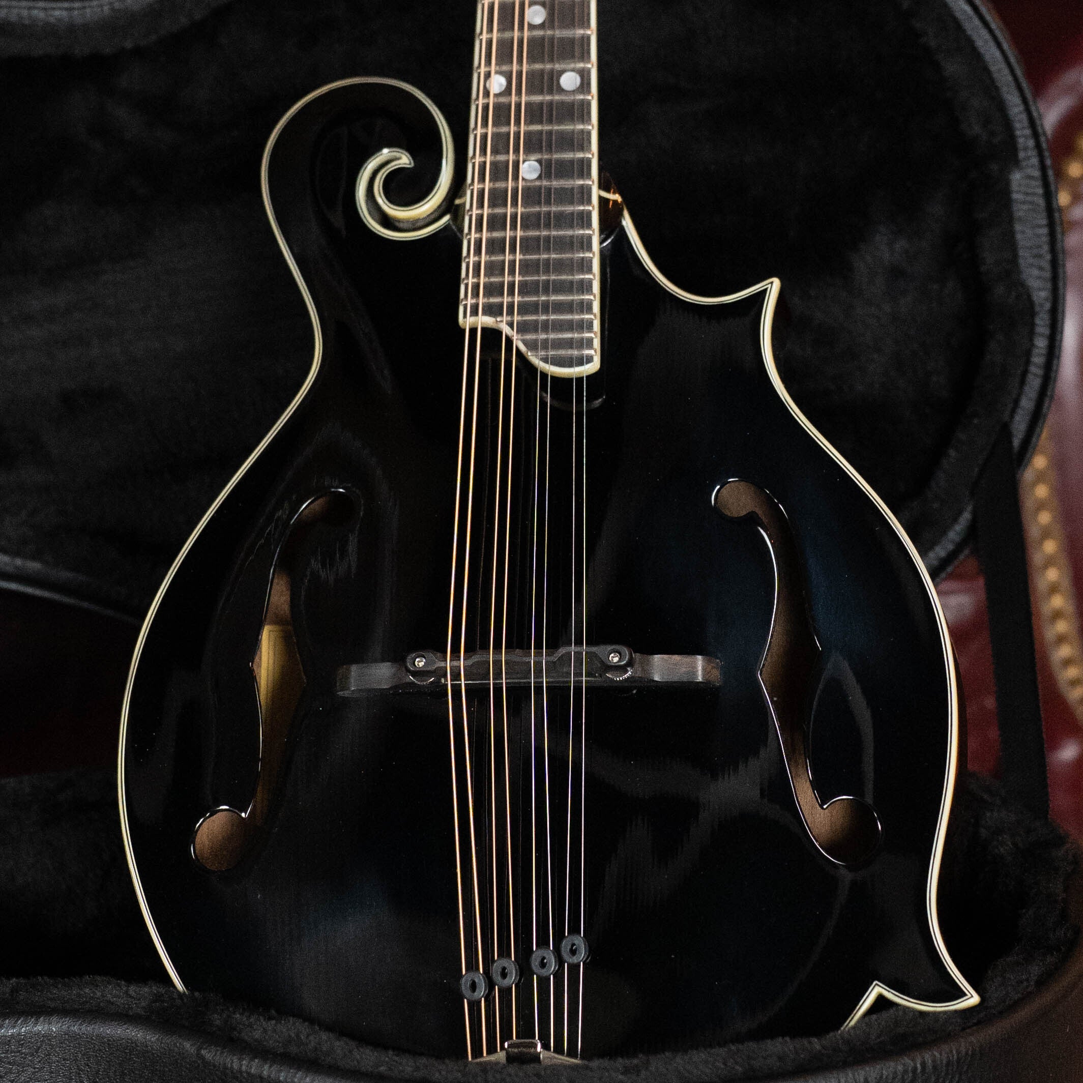 Eastman MD415-BK Black Top F-Style Mandolin #2089