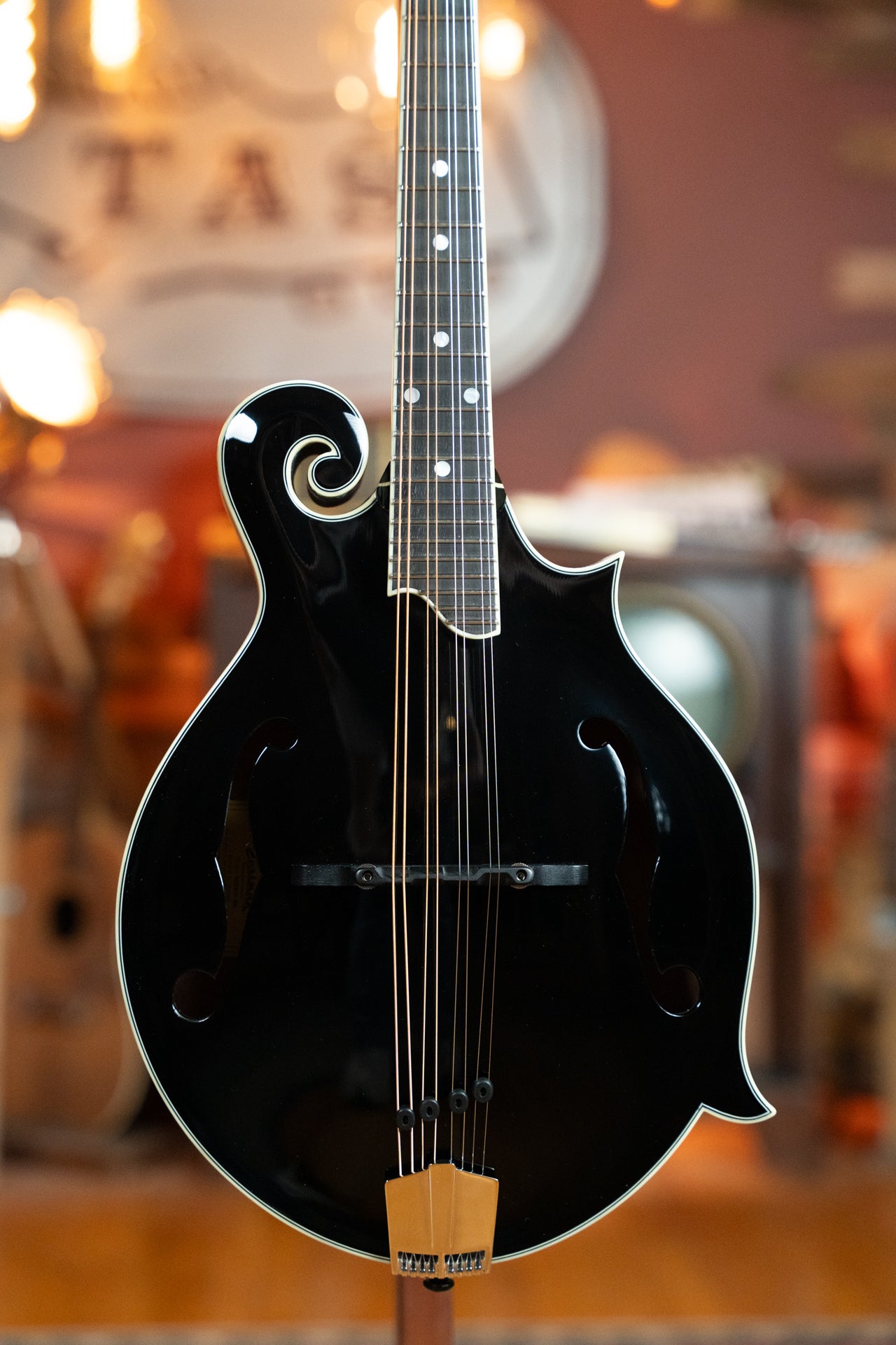 Eastman MD415-BK Black Top F-Style Mandolin #4948