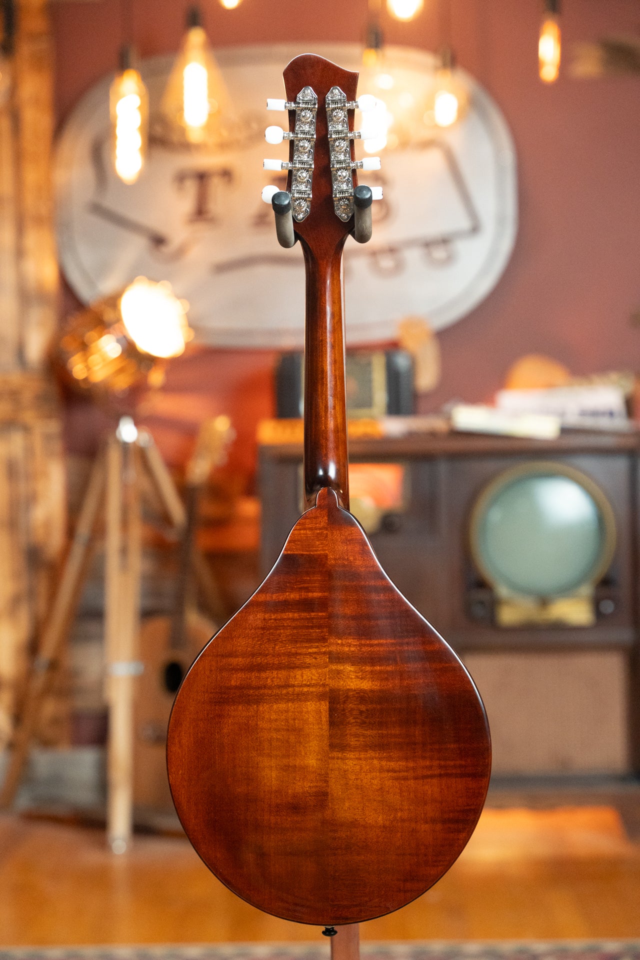 Eastman MD505CC/TV Comfort Contour True Tone Vintage Series A-Style Mandolin #3569