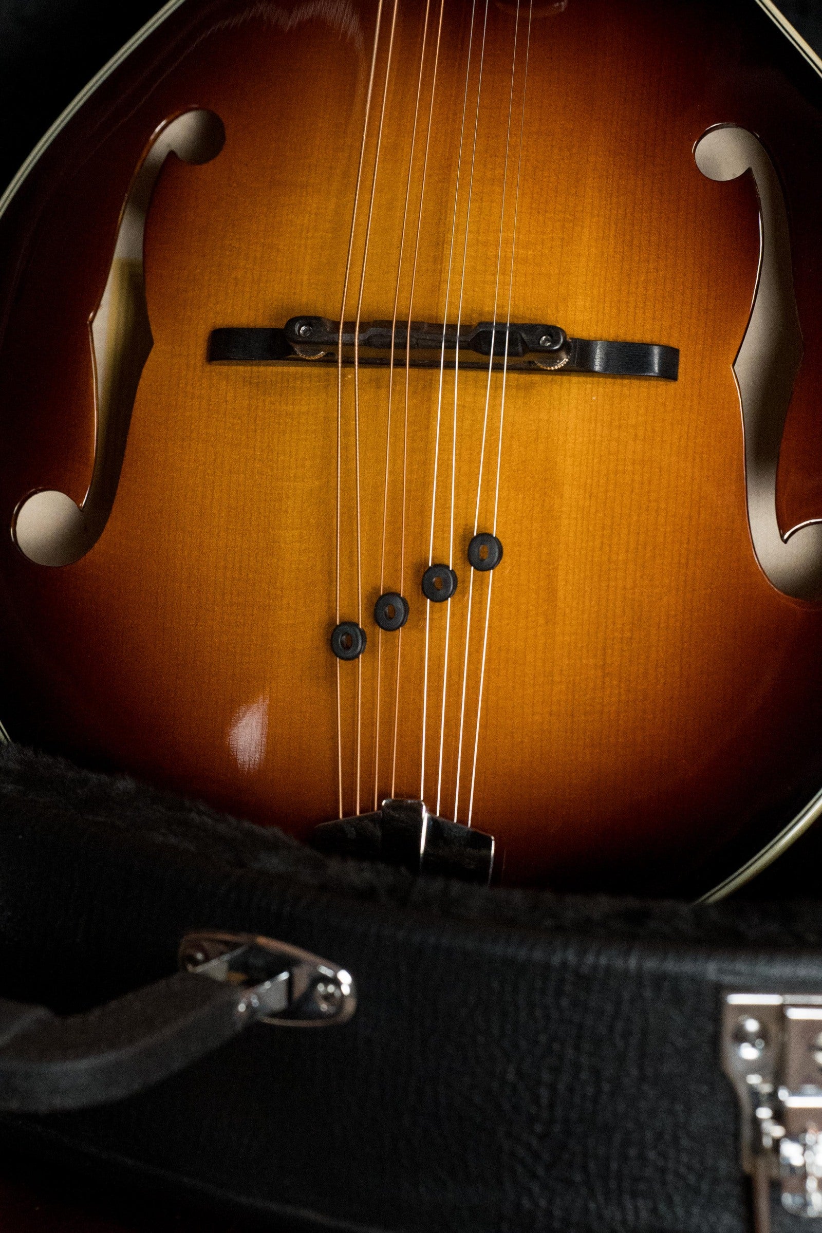 Eastman MD505-CS Spruce/Maple Classic Sunburst A-Style Mandolin #3040