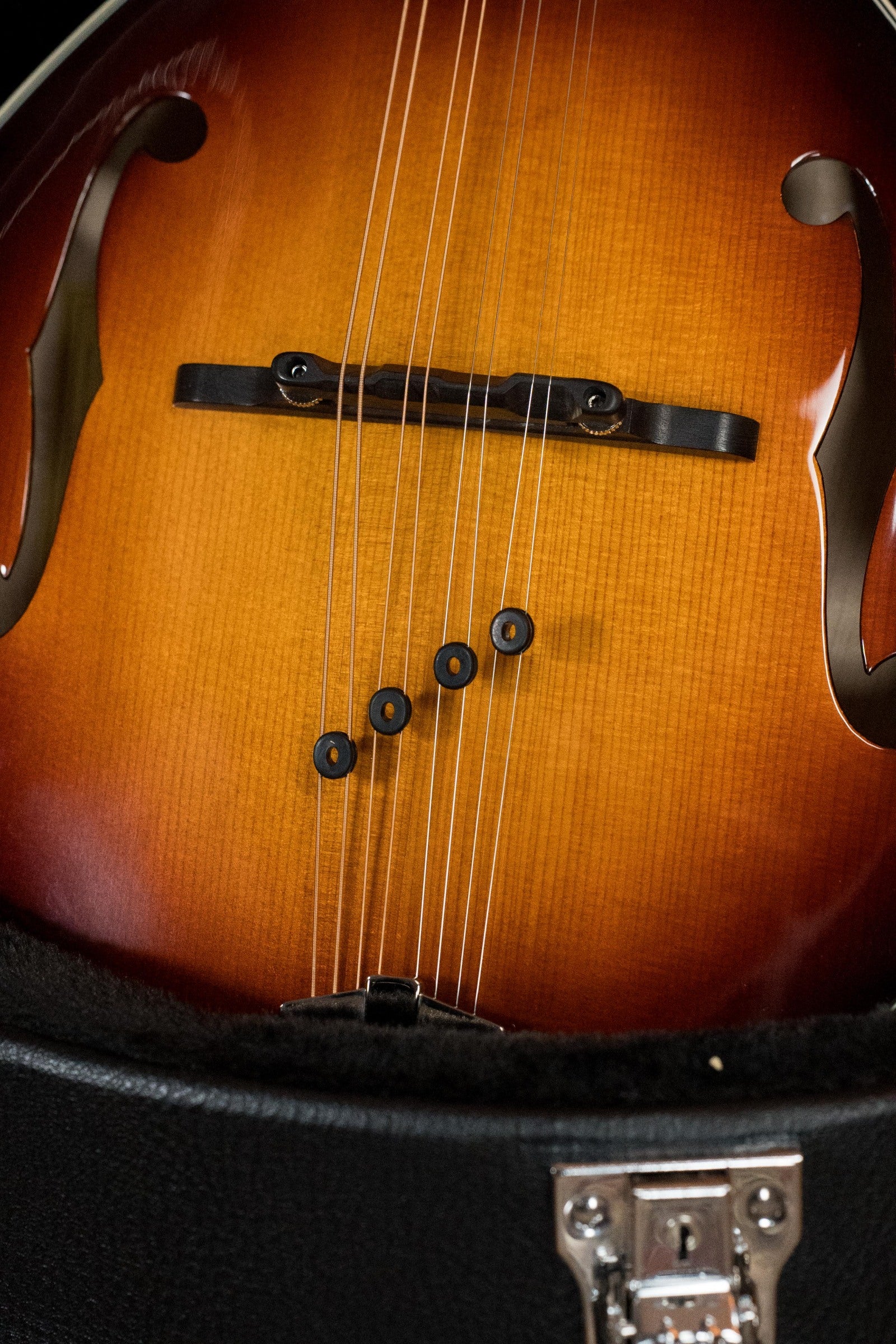 Eastman MD505-CS Spruce/Maple Classic Sunburst A-Style Mandolin #3342