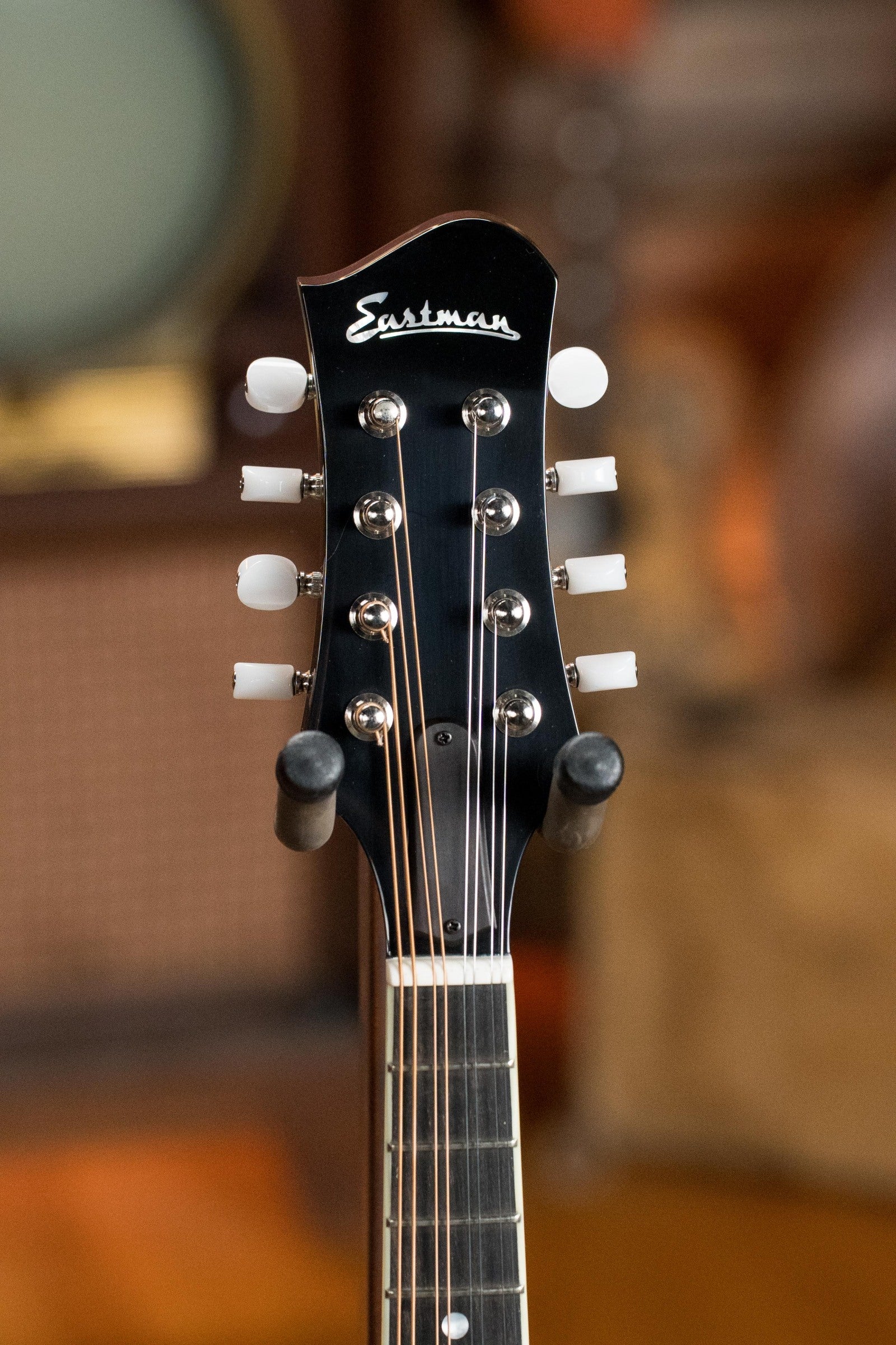 Eastman MD505-CS Spruce/Maple Classic Sunburst A-Style Mandolin #3342