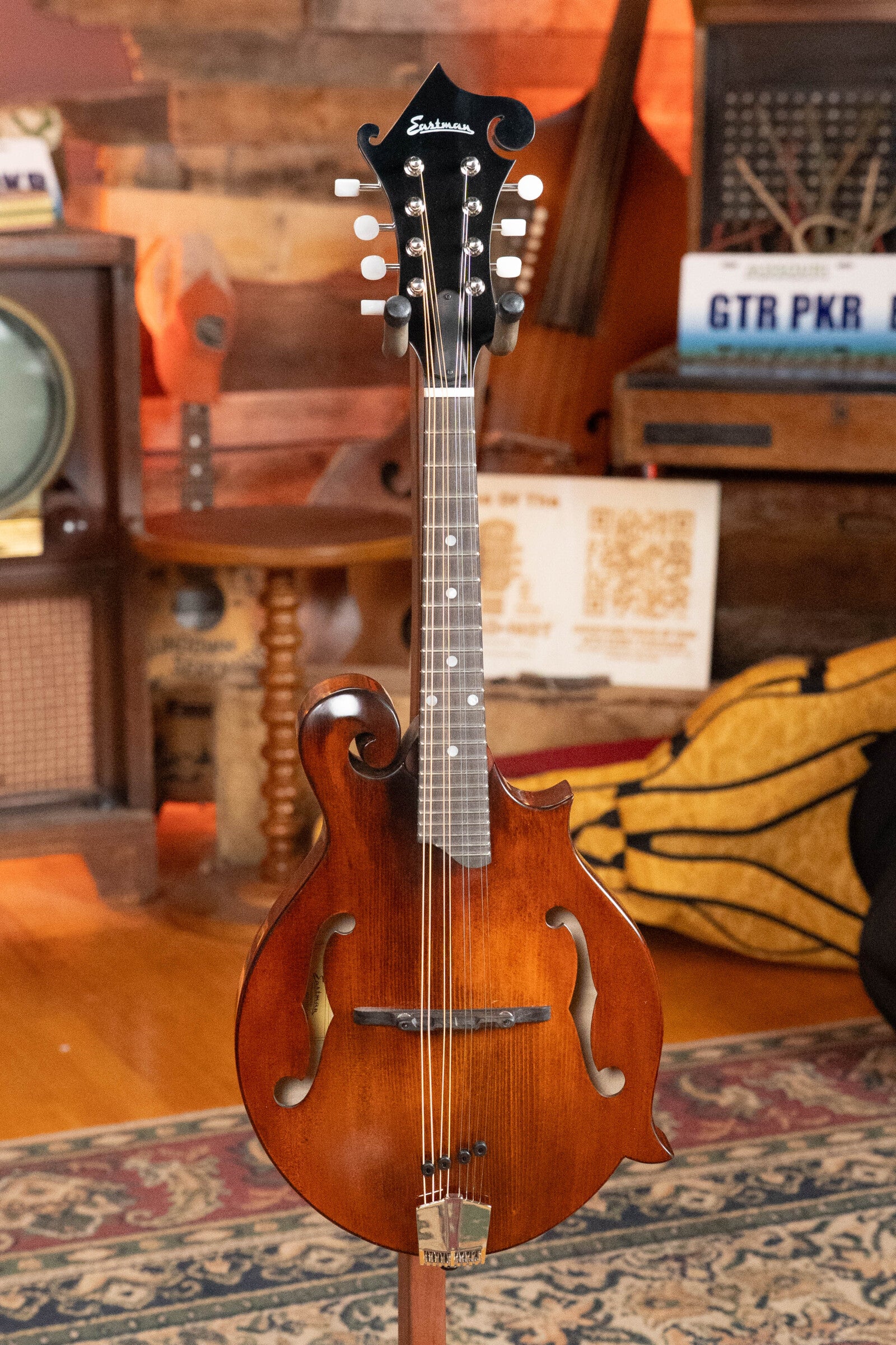 Eastman MD515CC/TV Comfort Contour TrueTone Vintage Gloss F-Style Mandolin #2395
