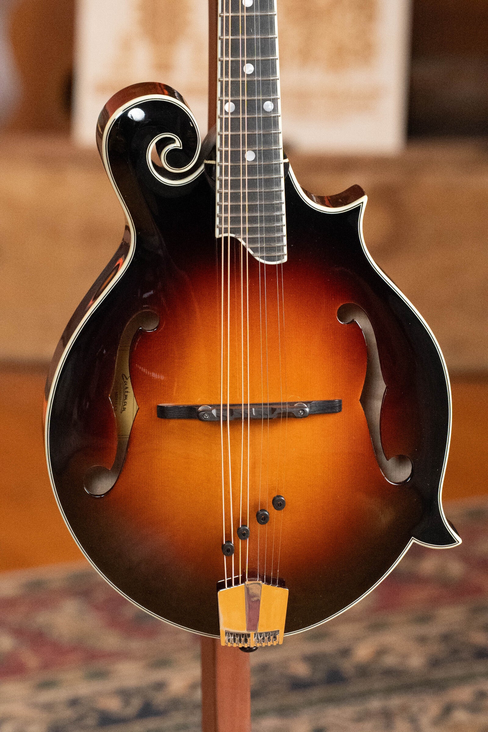 Eastman MD515-CS Classic Sunburst F-Style Mandolin #2583