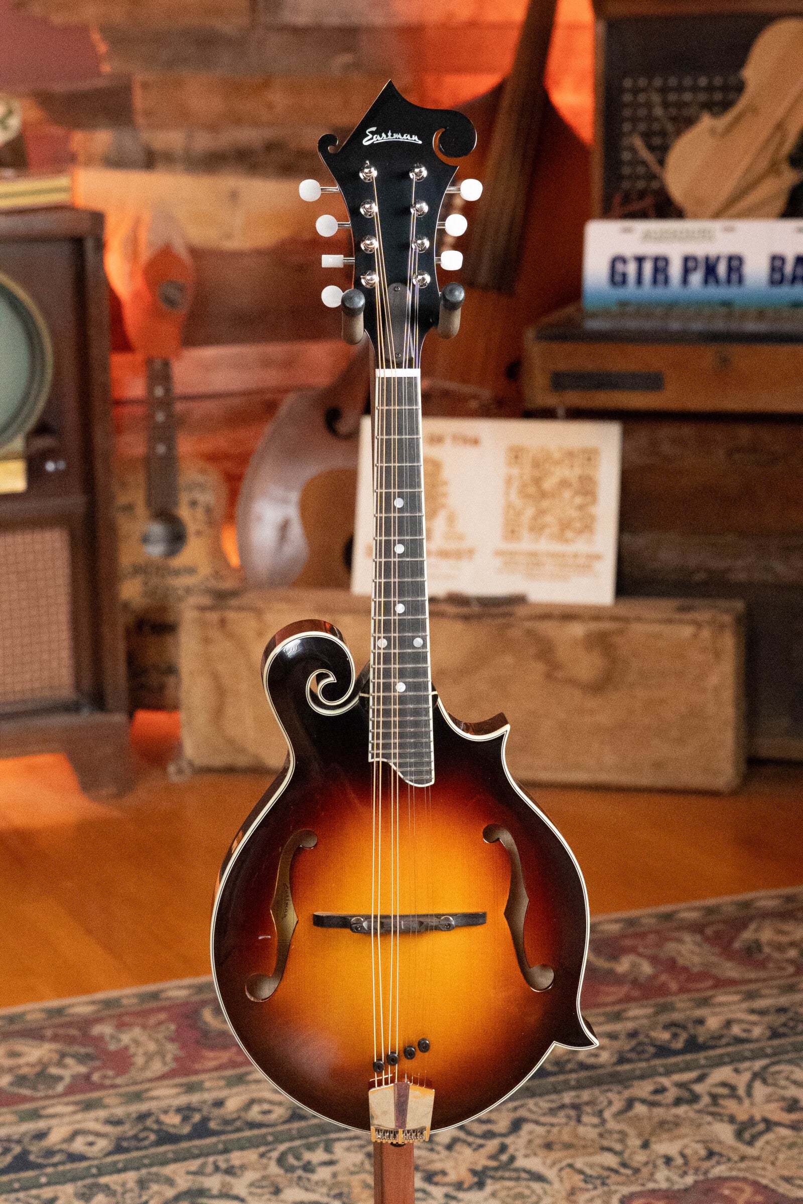 Eastman MD515-CS Classic Sunburst F-Style Mandolin #2843