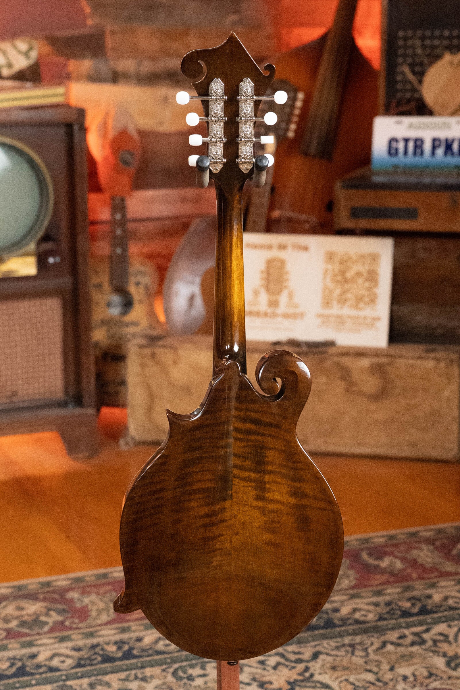 Eastman MD515-CS Classic Sunburst F-Style Mandolin #2843