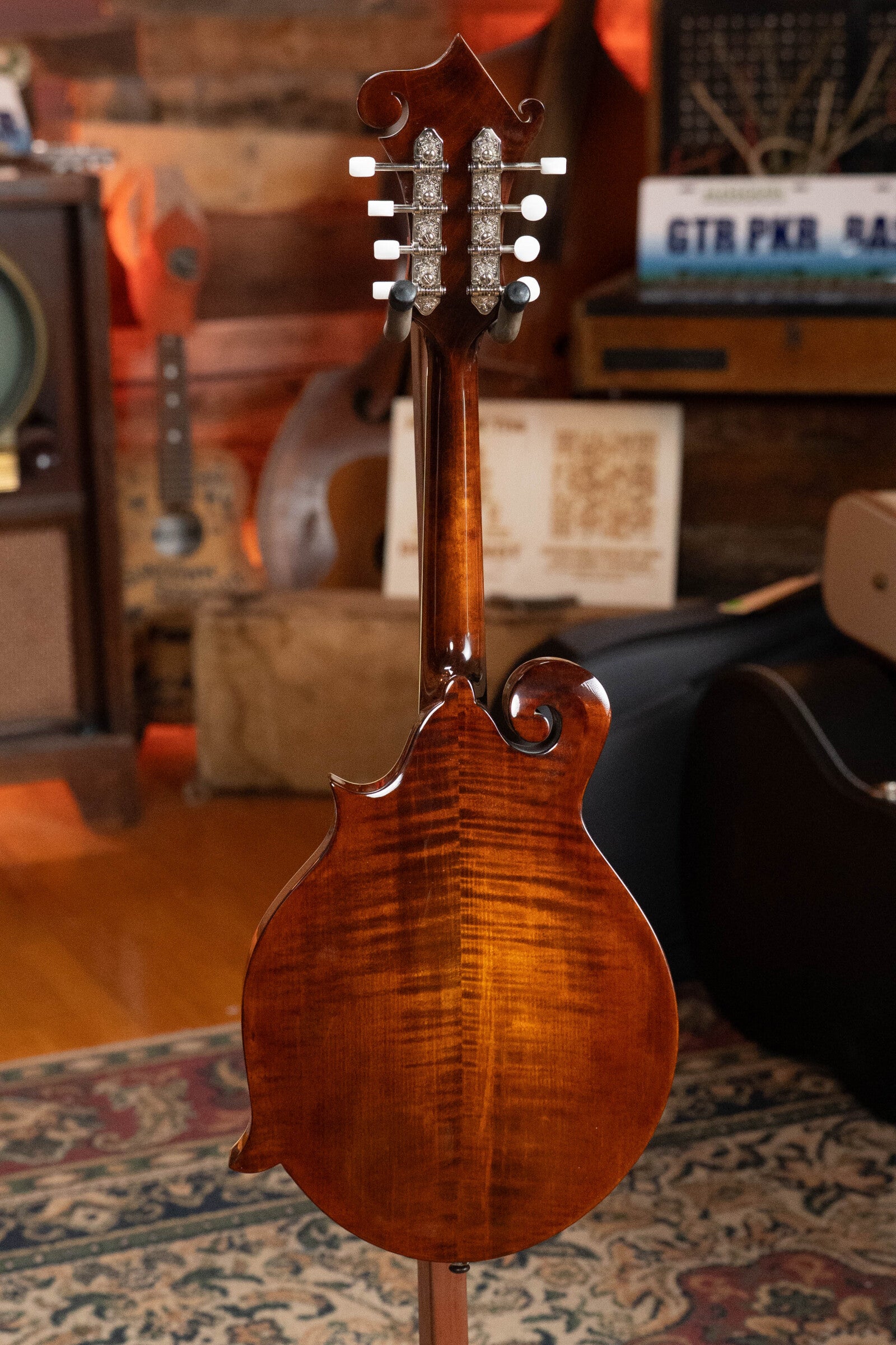 Eastman MD515 F-Style Classic Finish Mandolin #1943