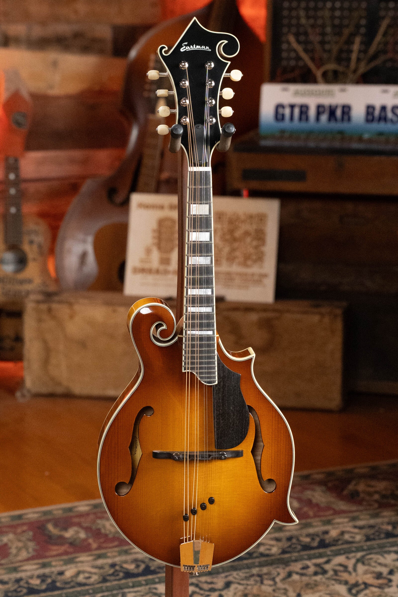 Eastman MD615-GB Goldburst F-Style Mandolin w/K&K Pickup #0600