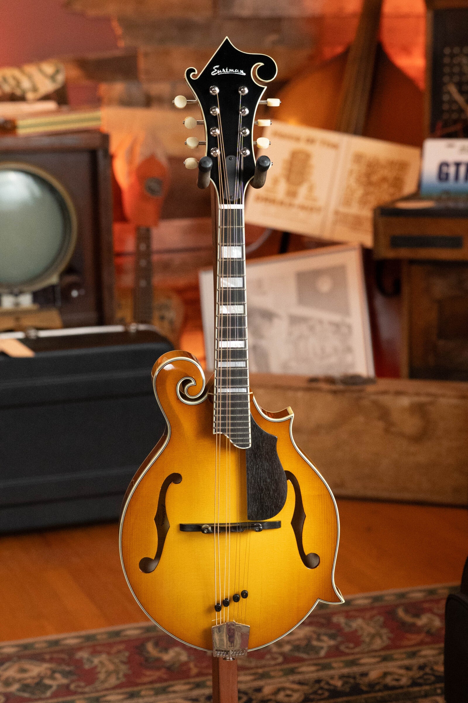 Eastman MD615-GB Goldburst F-Style Mandolin w/K&K Pickup #3217