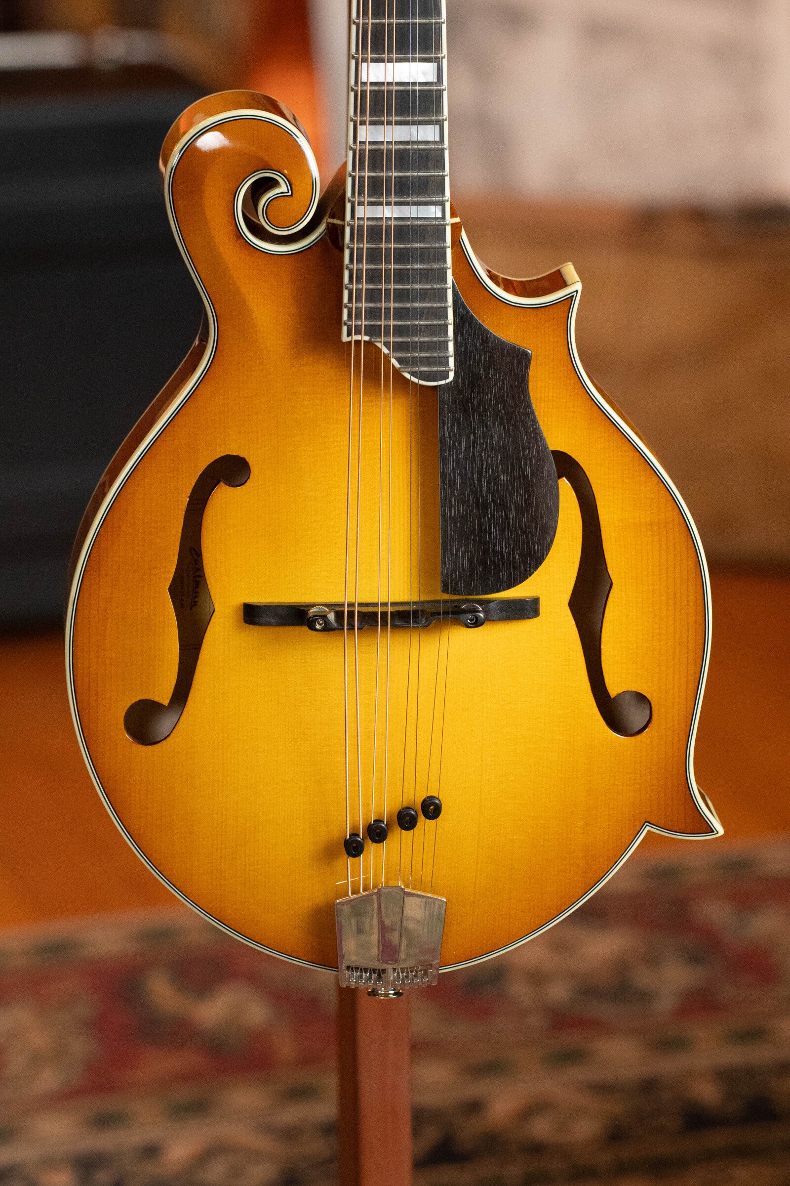 Eastman MD615-GB Goldburst F-Style Mandolin w/K&K Pickup #3217
