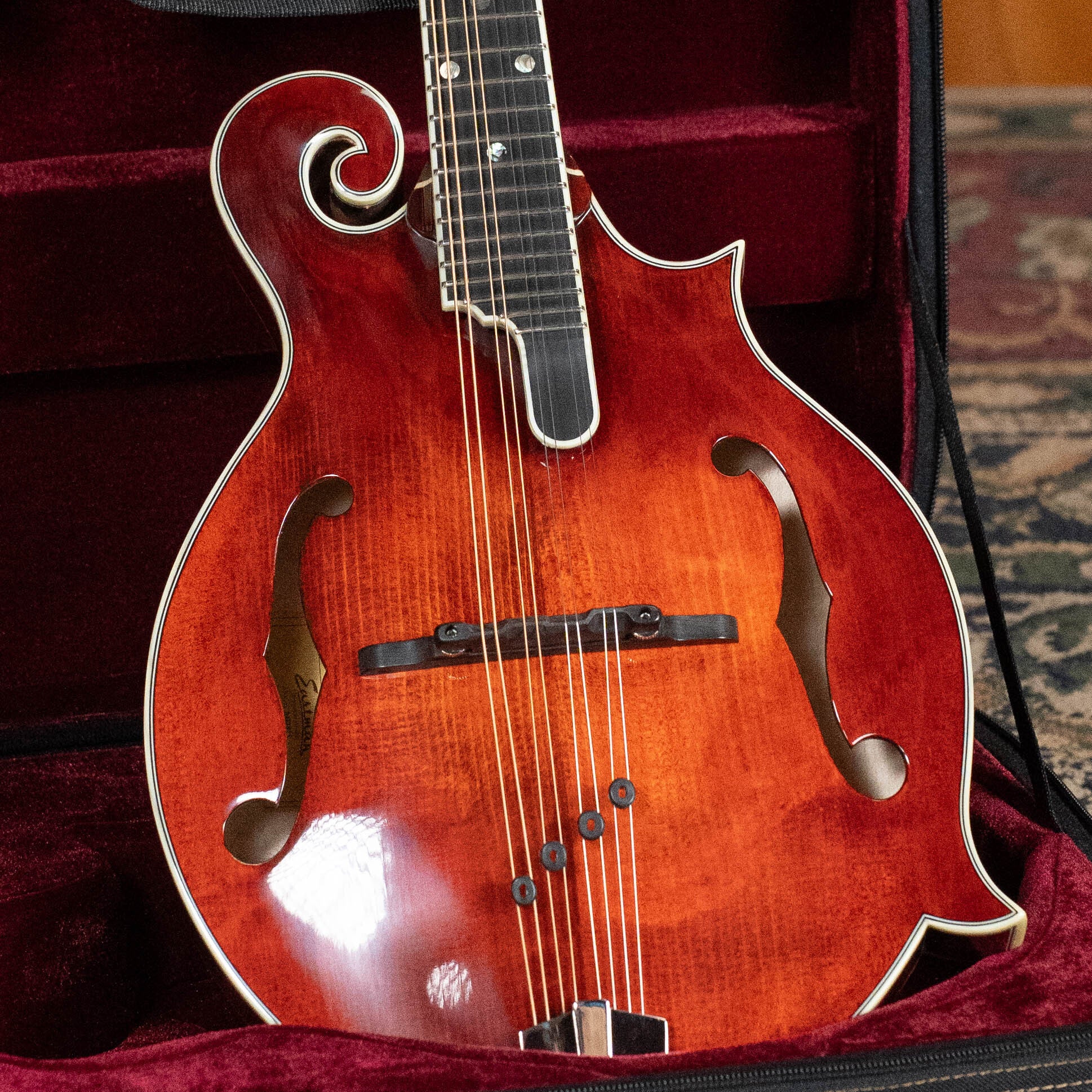 Eastman MD815 Adirondack Spruce/Flamed Maple F-Style Mandolin #2253