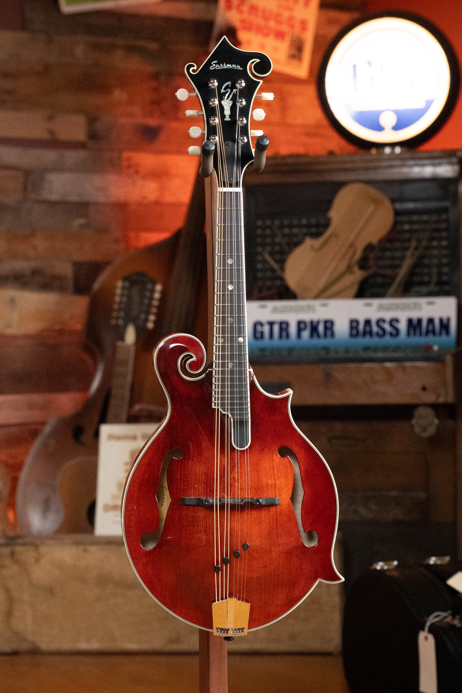 Eastman MD815 Adirondack Spruce/Flamed Maple F-Style Mandolin #2253