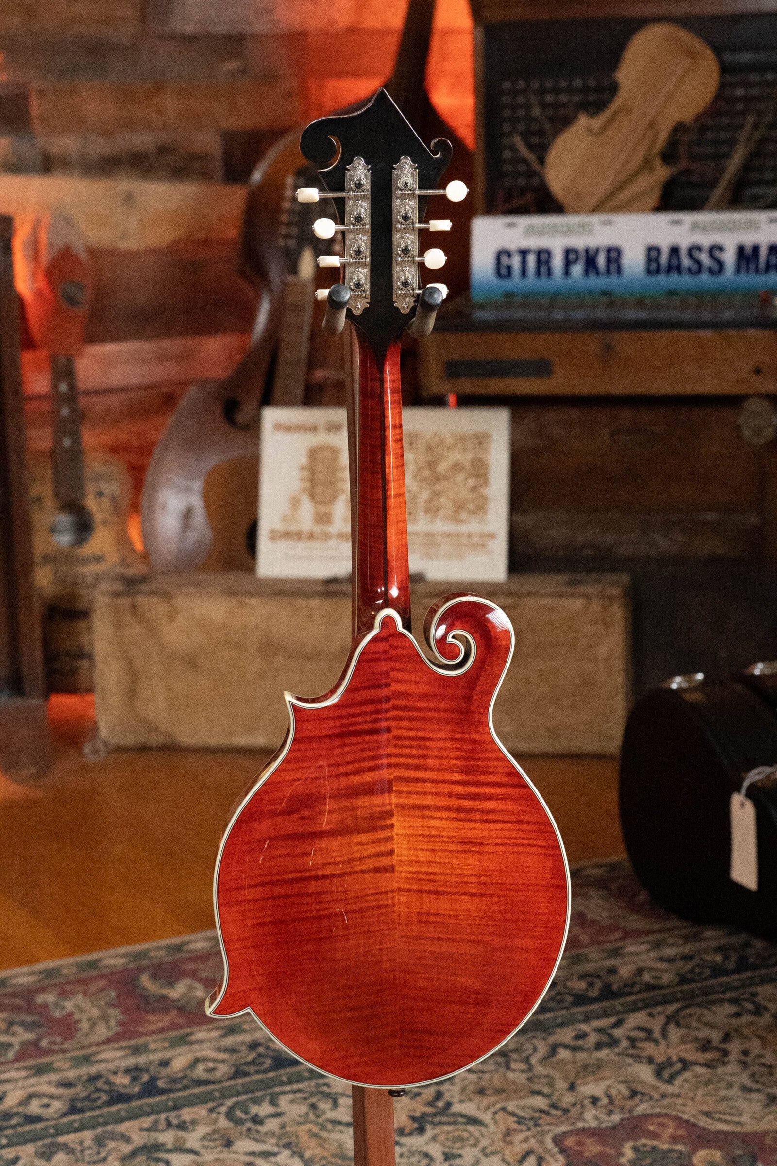 Eastman MD815 Adirondack Spruce/Flamed Maple F-Style Mandolin #2253