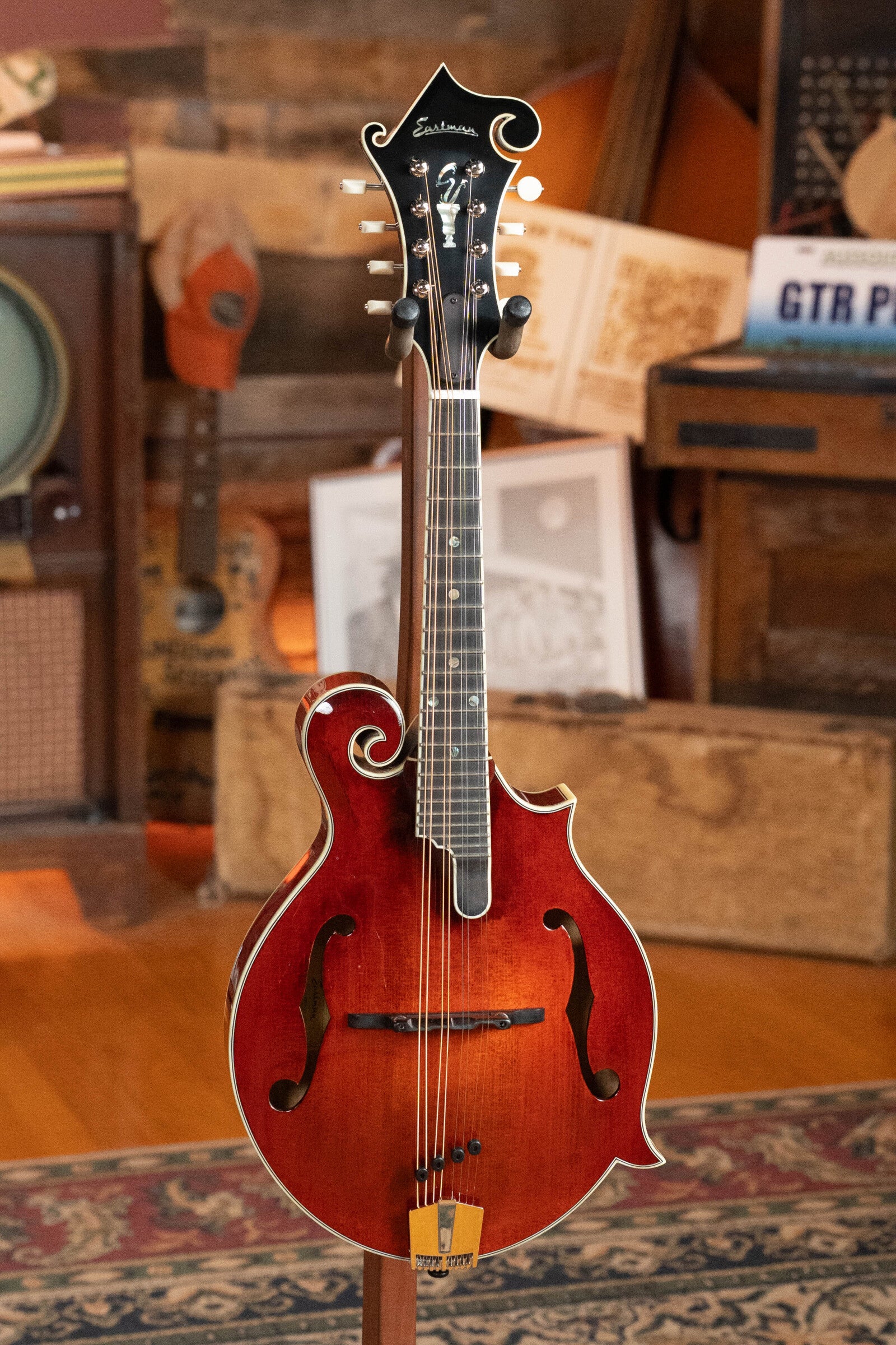 Eastman MD815 Adirondack Spruce/Flamed Maple F-Style Mandolin #3283