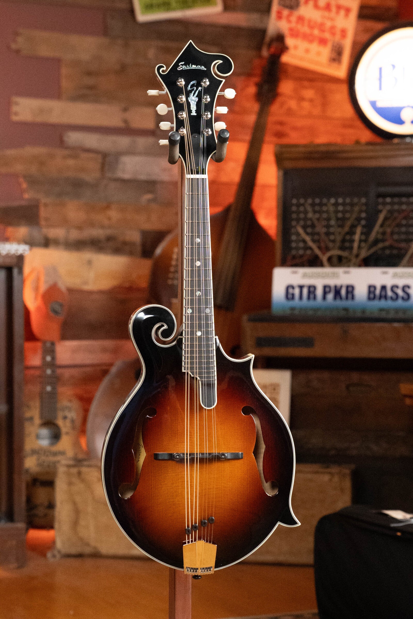 Eastman MD815-SB Adirondack/Flamed Maple Sunburst F-Style Mandolin #0591