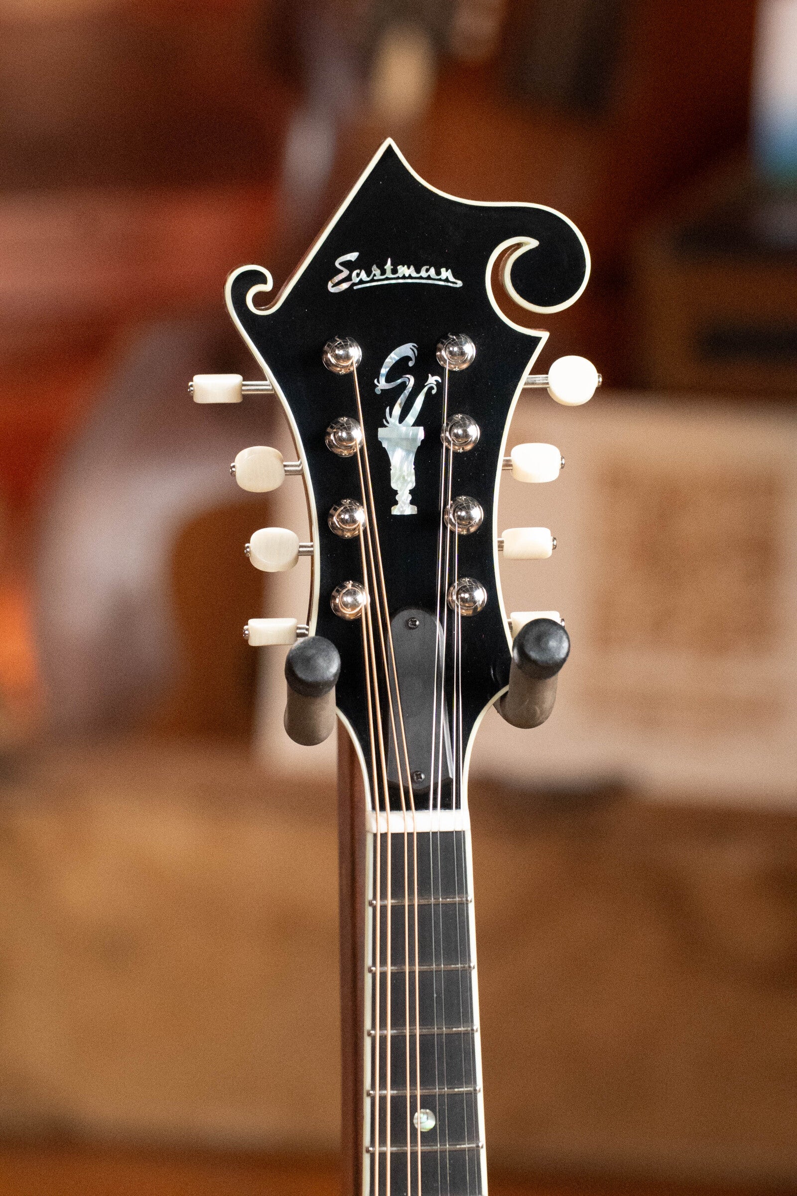 Eastman MD815-SB Adirondack/Flamed Maple Sunburst F-Style Mandolin #0591