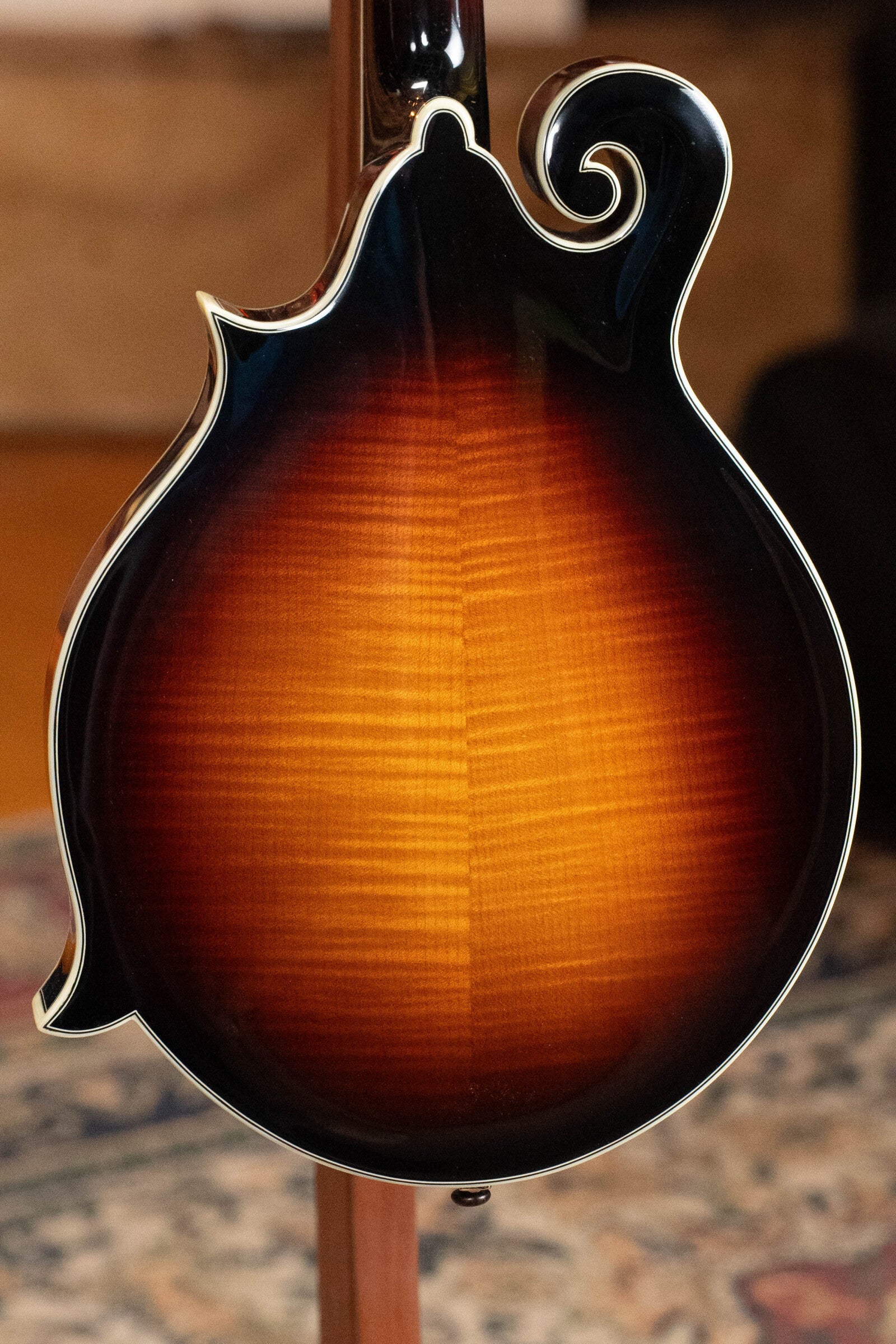 Eastman MD815-SB Adirondack/Flamed Maple Sunburst F-Style Mandolin #0591
