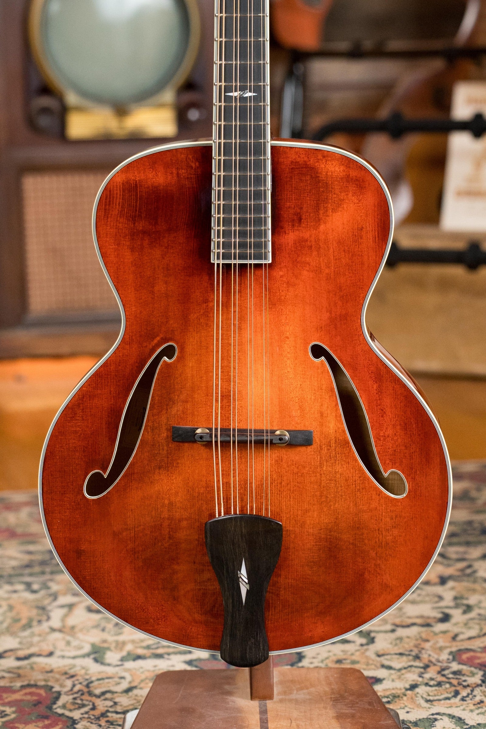 Eastman MDC805 Archtop Mandocello with Classic Finish #1800