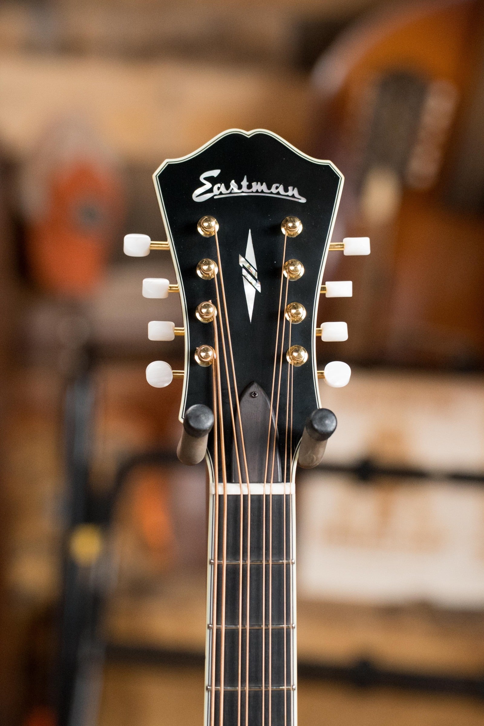 Eastman MDC805 Archtop Mandocello with Classic Finish #1800