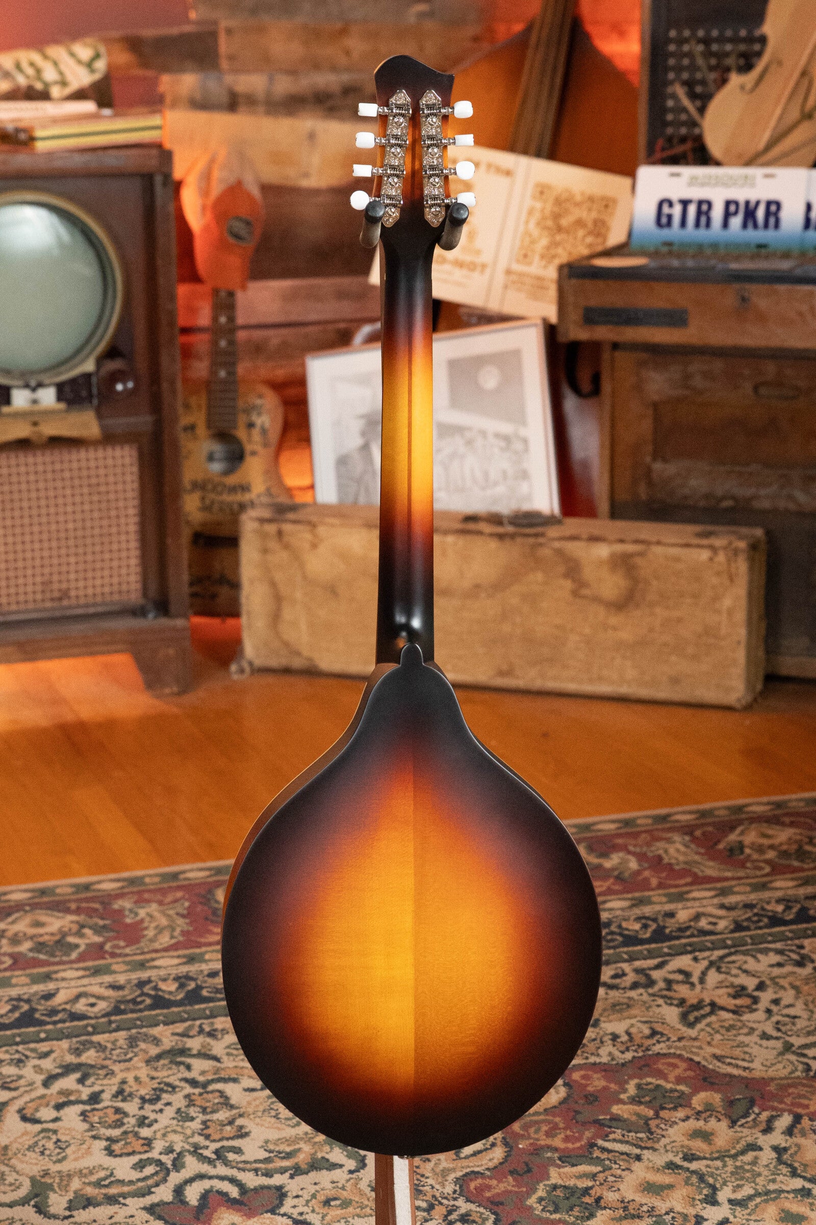 Eastman MDO305E-SB Hand-Carved Sunburst Octave A-Style Mandolin w/K&K Pickup #3420