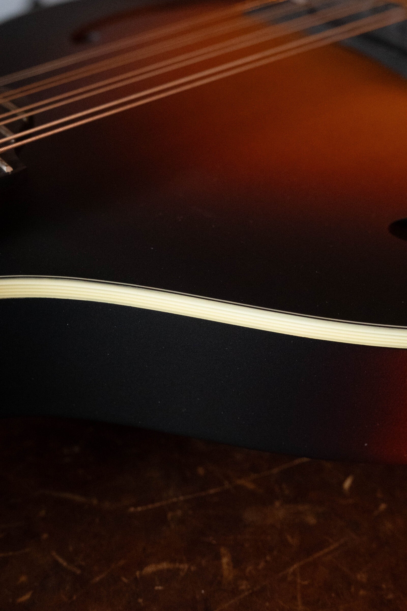 Eastman MDO305E-SB Hand-Carved Sunburst Octave A-Style Mandolin w/K&K Pickup #3420