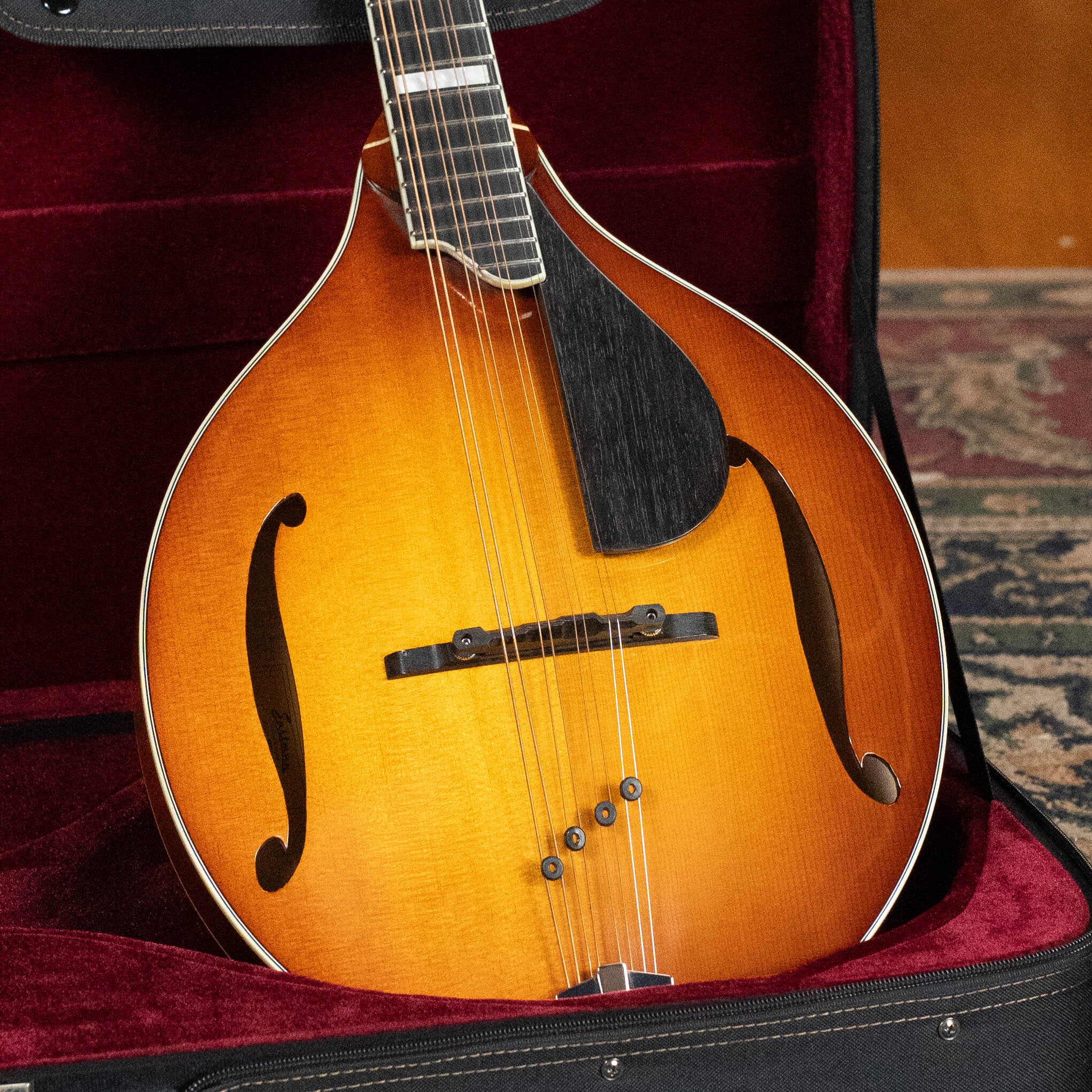 Eastman MDO605-GB Spruce/Maple Goldburst Octave A-Style Mandolin w/ K&K Pickup #1813