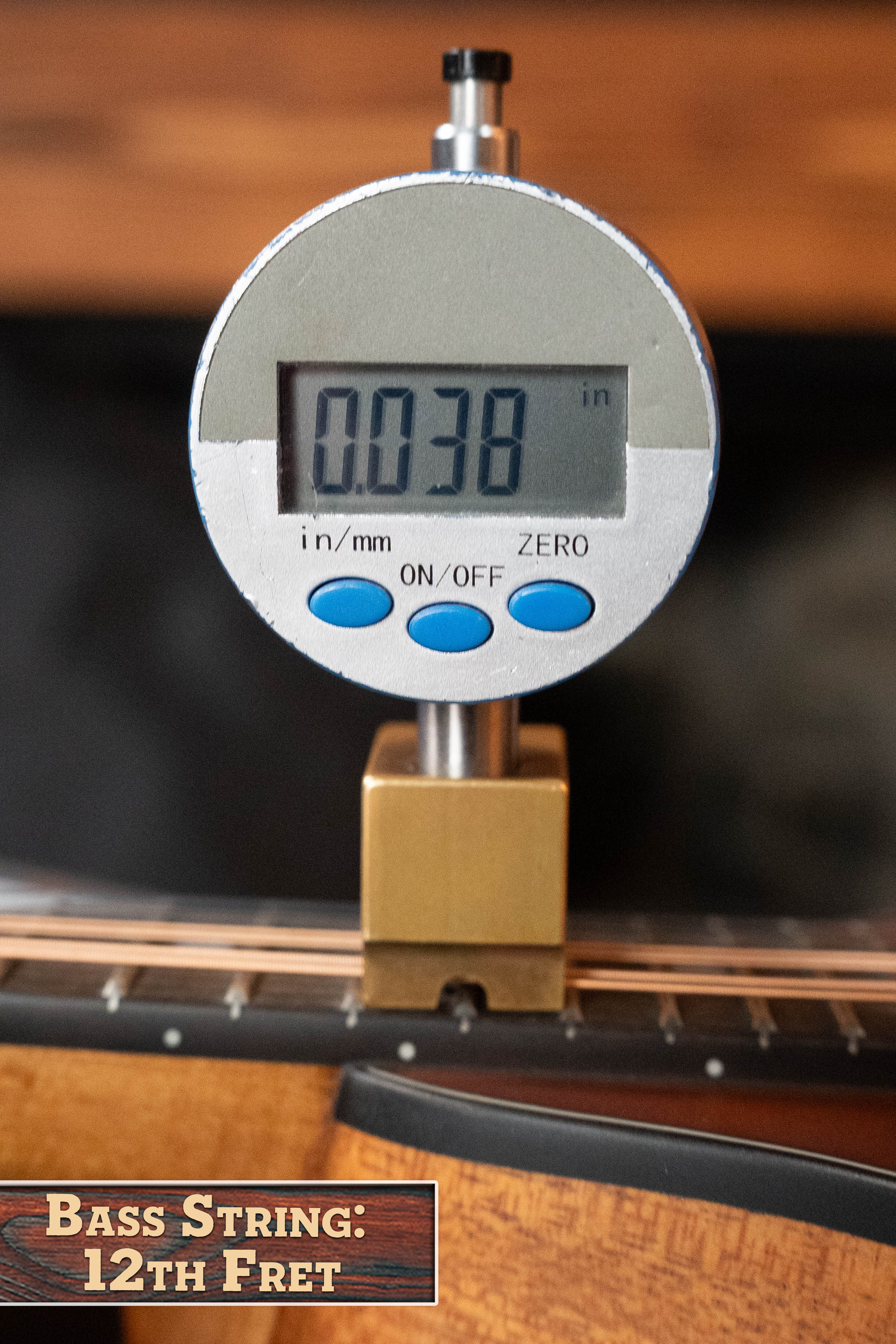 Eastman PCH-M104-GB Solid Spruce/Laminated Mahogany Goldburst Flattop A-Style Mandolin #1636