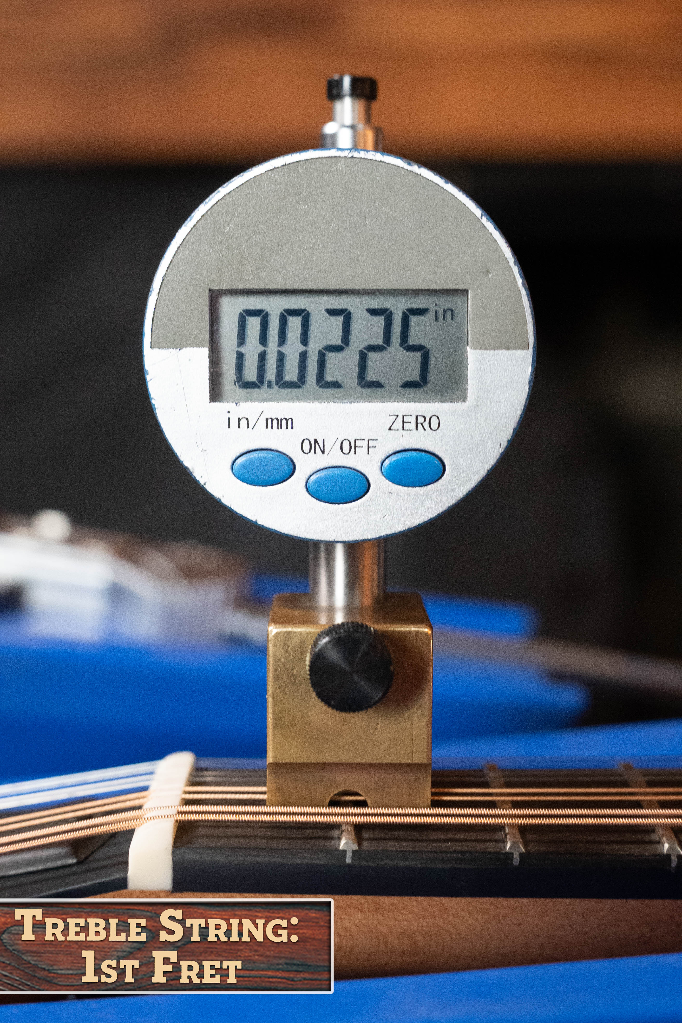 Eastman PCH-M104-GB Solid Spruce/Laminated Mahogany Goldburst Flattop A-Style Mandolin #1636