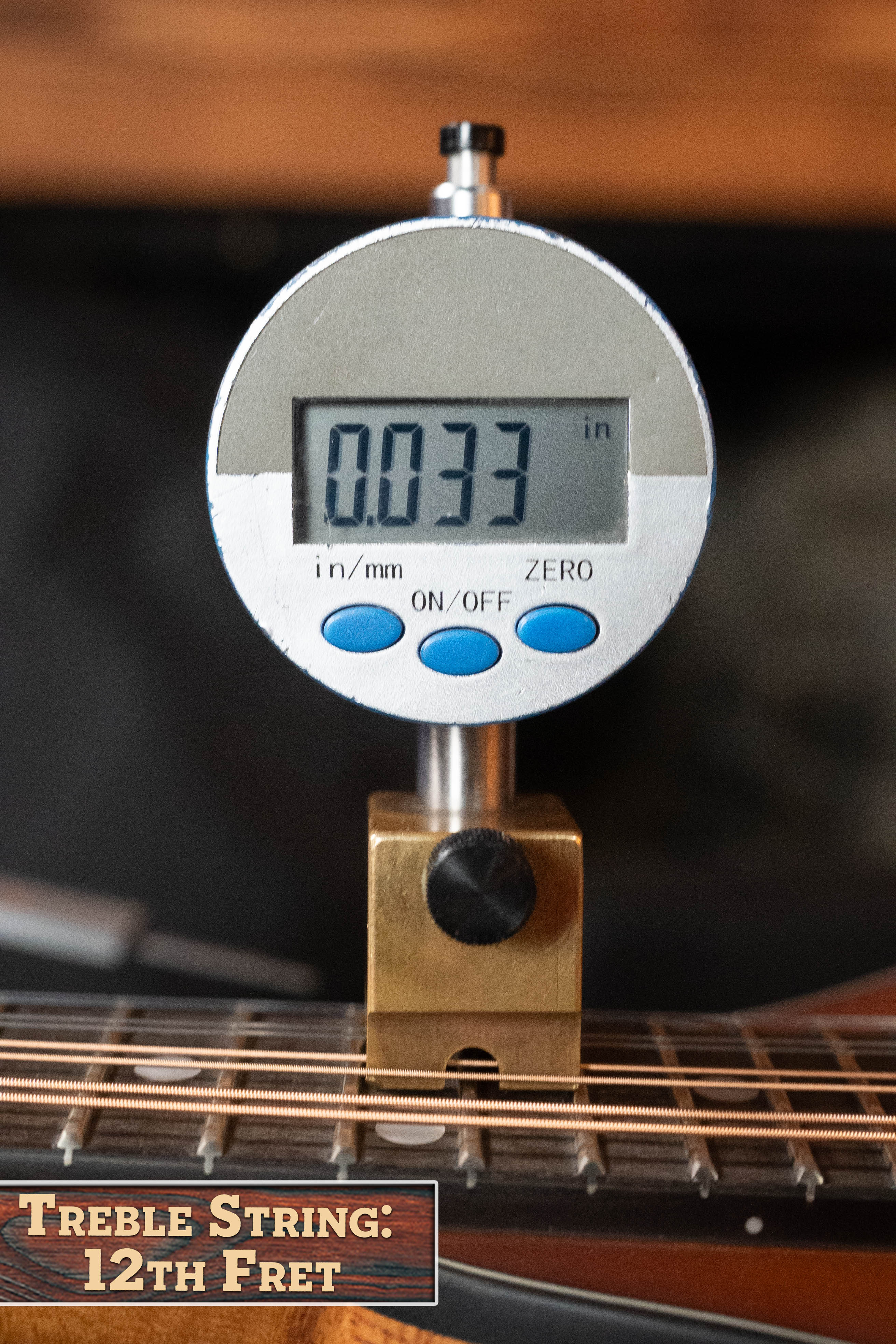 Eastman PCH-M104-GB Solid Spruce/Laminated Mahogany Goldburst Flattop A-Style Mandolin #1636