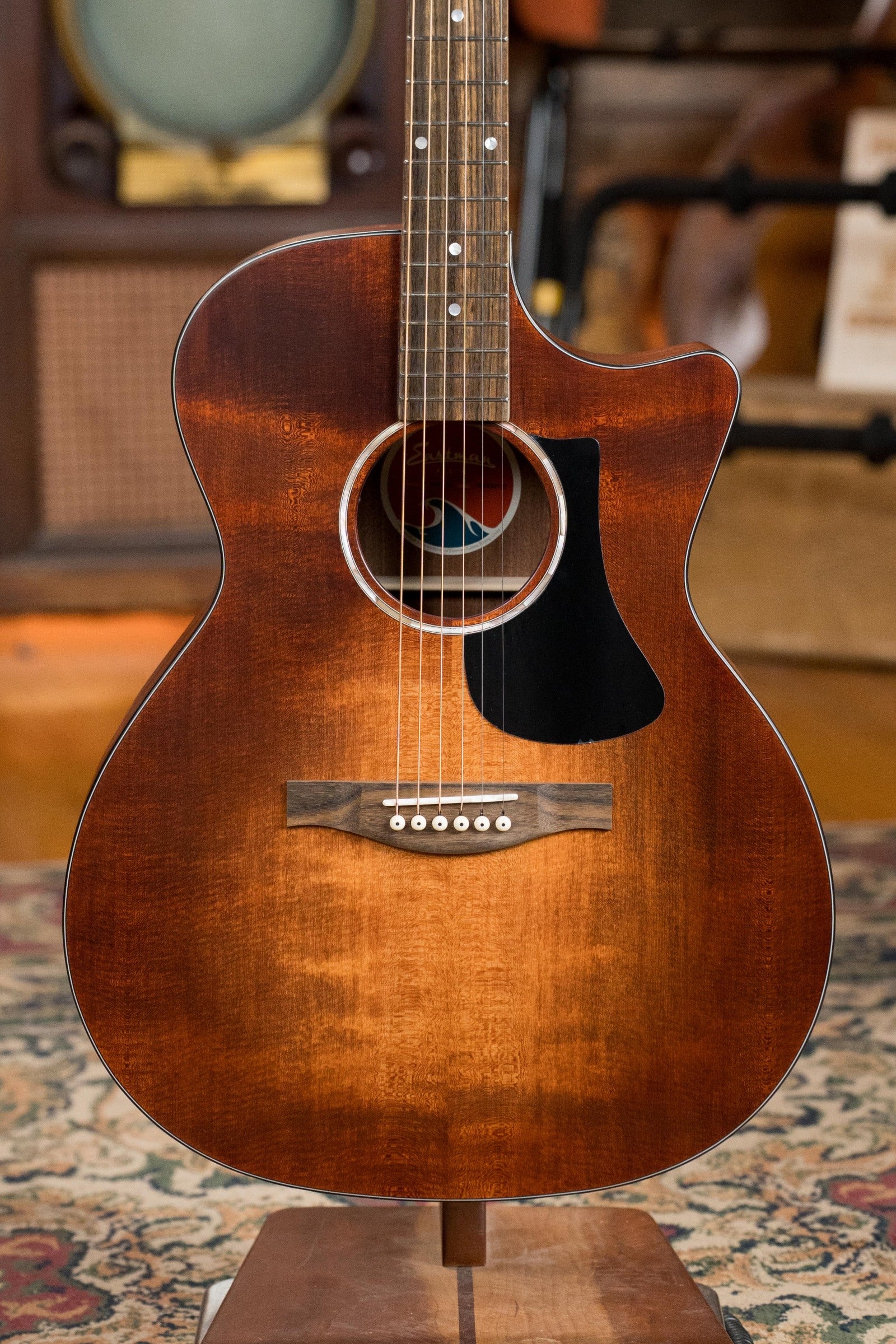 Eastman PCH1-GACE-CLA Sitka/Laminated Sapele Cutaway Grand Auditorium Classic Finish Guitar w/Electronics #0137