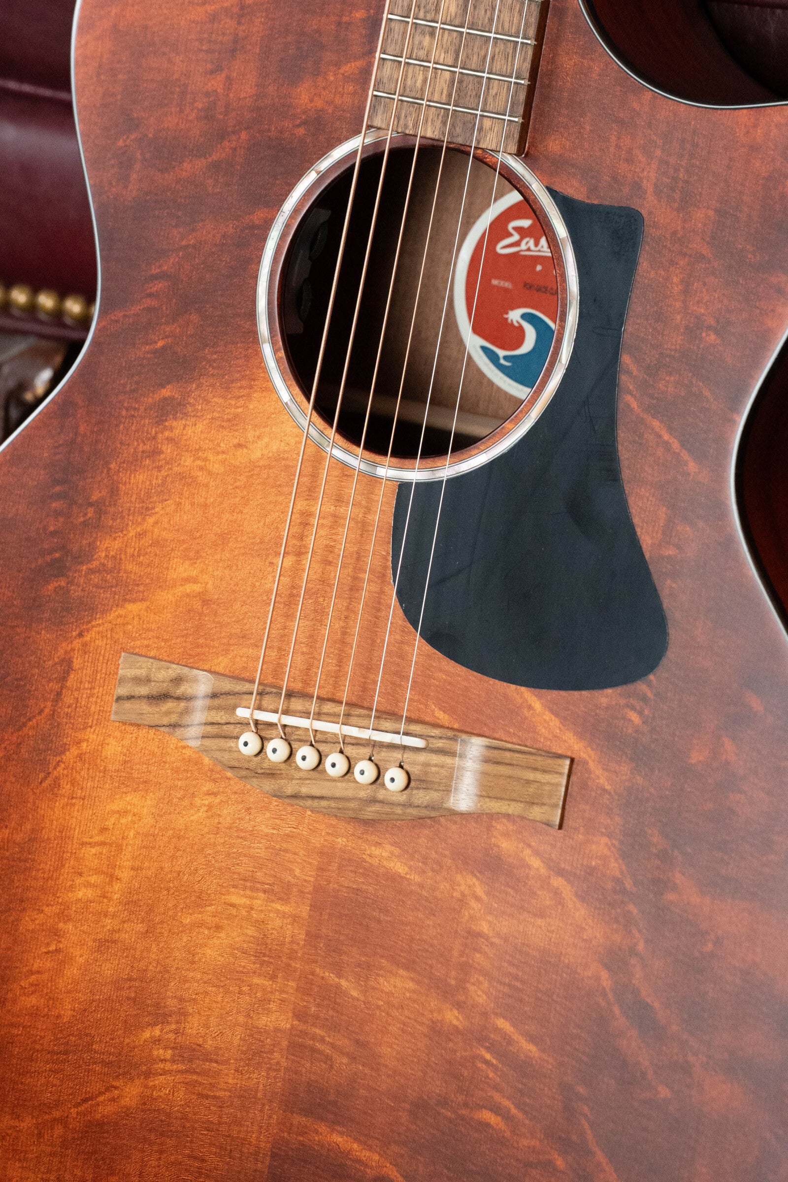 Eastman PCH1-GACE-CLA Sitka/Laminated Sapele Cutaway Grand Auditorium Classic Finish Guitar w/Electronics #2281