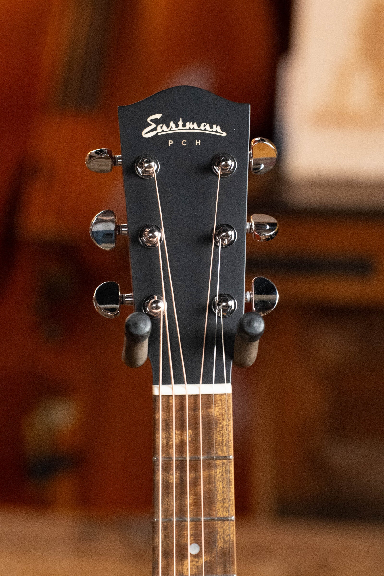 Eastman PCH1-GACE-CLA Sitka/Laminated Sapele Cutaway Grand Auditorium Classic Finish Guitar w/Electronics #2800