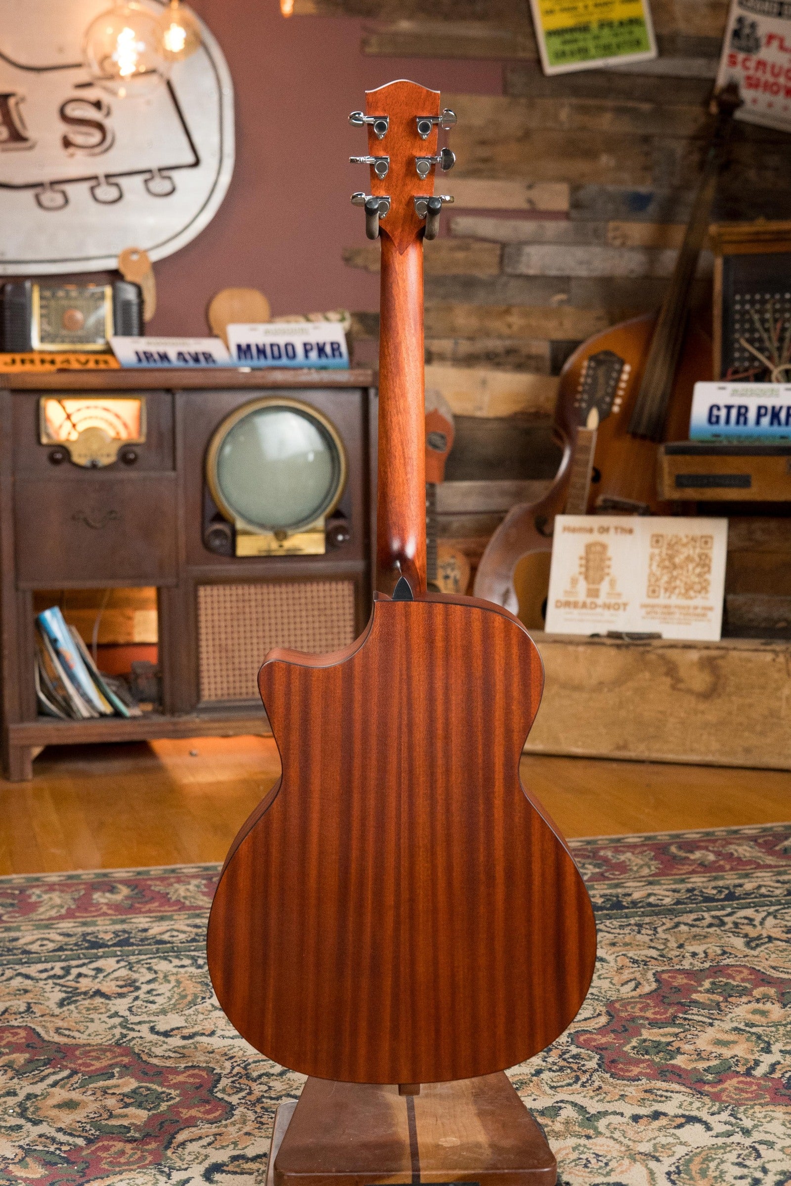 Eastman PCH1-GACE Sitka/Laminated Sapele Cutaway Grand Auditorium Guitar w/Electronics #3777