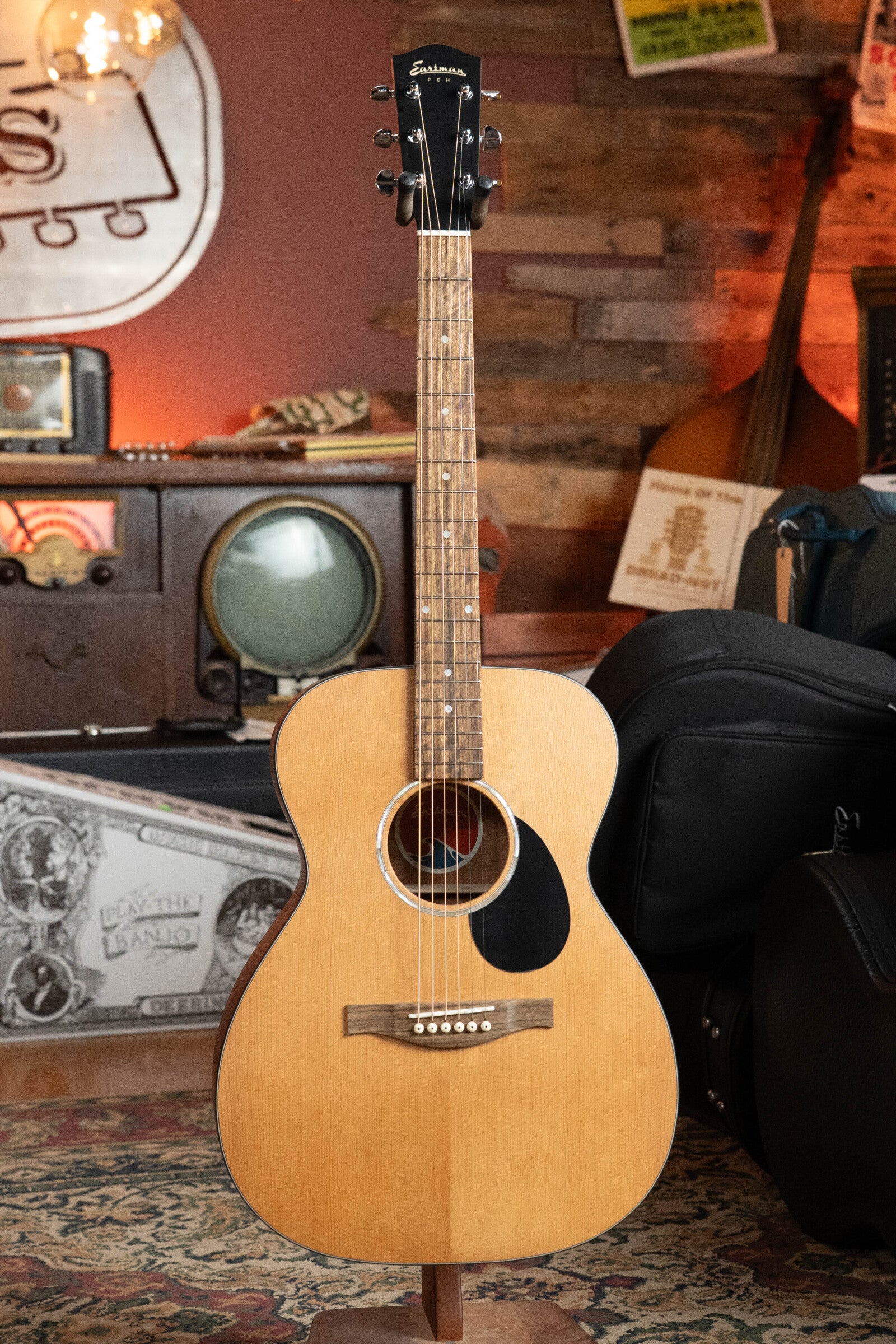 Eastman PCH1-OM Thermo-Cured Sitka/Laminated Sapele Orchestra Model Acoustic Guitar #5619