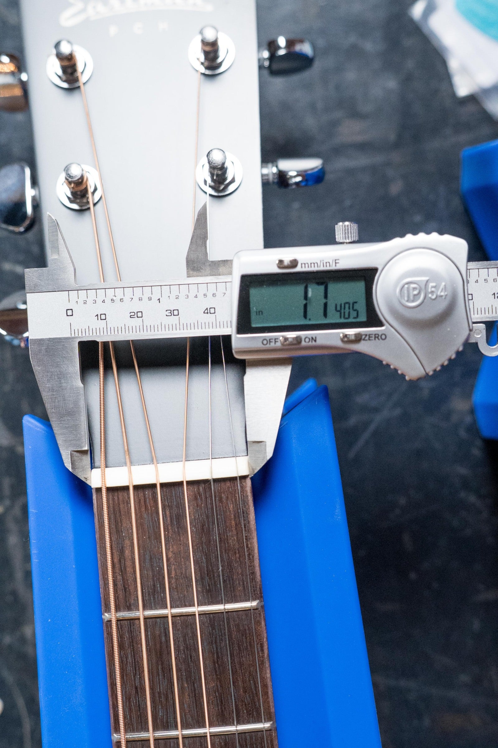 Eastman PCH2-D-BK Solid Sitka/Laminated Rosewood Black Top Dreadnought Acoustic Guitar #9783