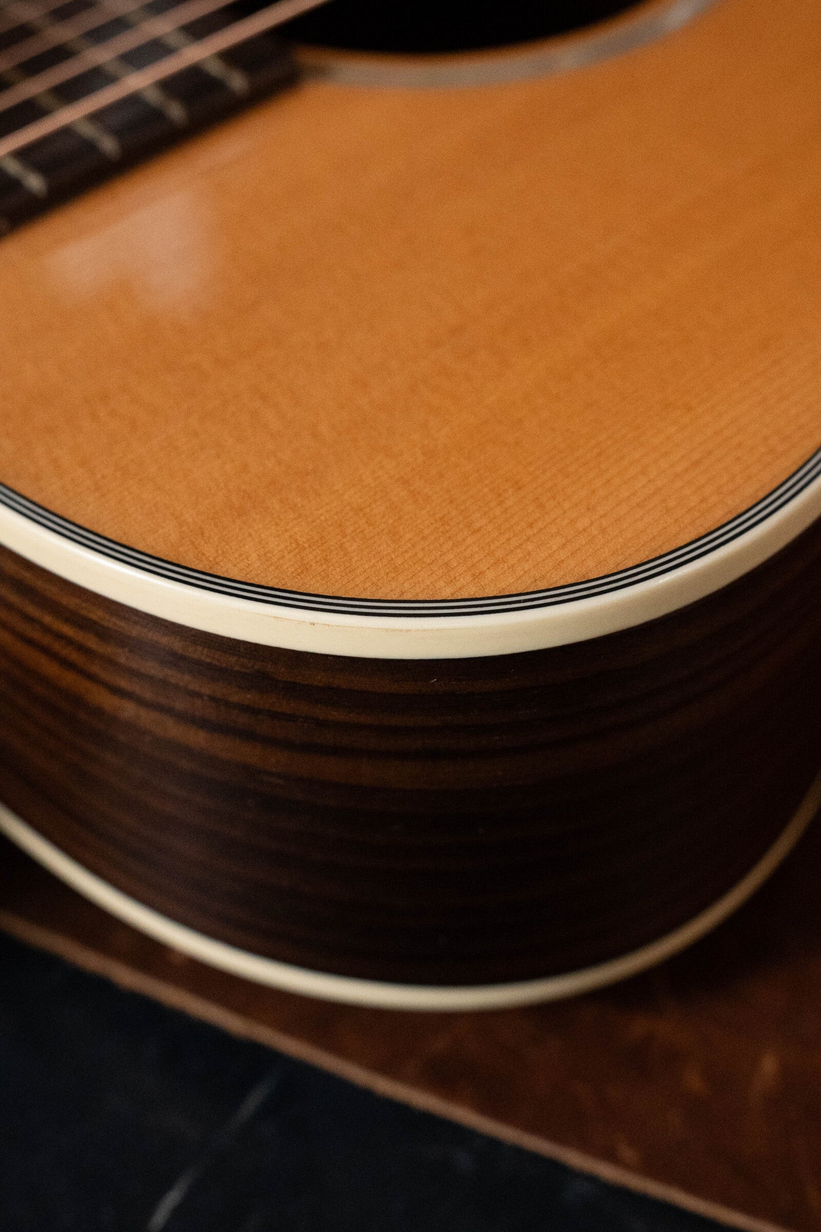 Eastman PCH2-OM Solid Sitka/Laminated Rosewood Orchestra Model Acoustic Guitar #2579