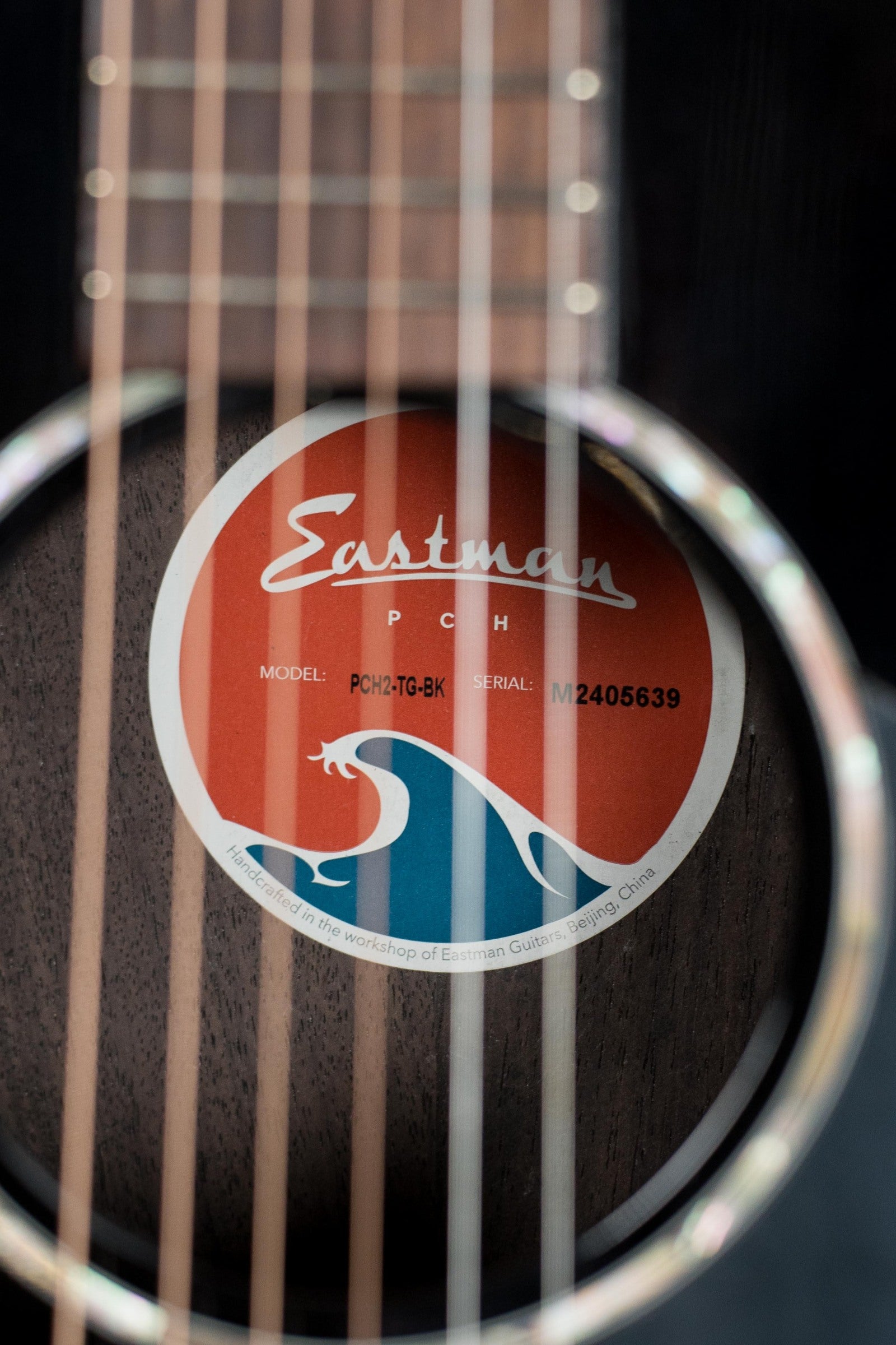 Eastman PCH2-TG-BK Thermo-Cured Solid Sitka/Laminated Rosewood Classic Top Travel Acoustic Guitar #5639