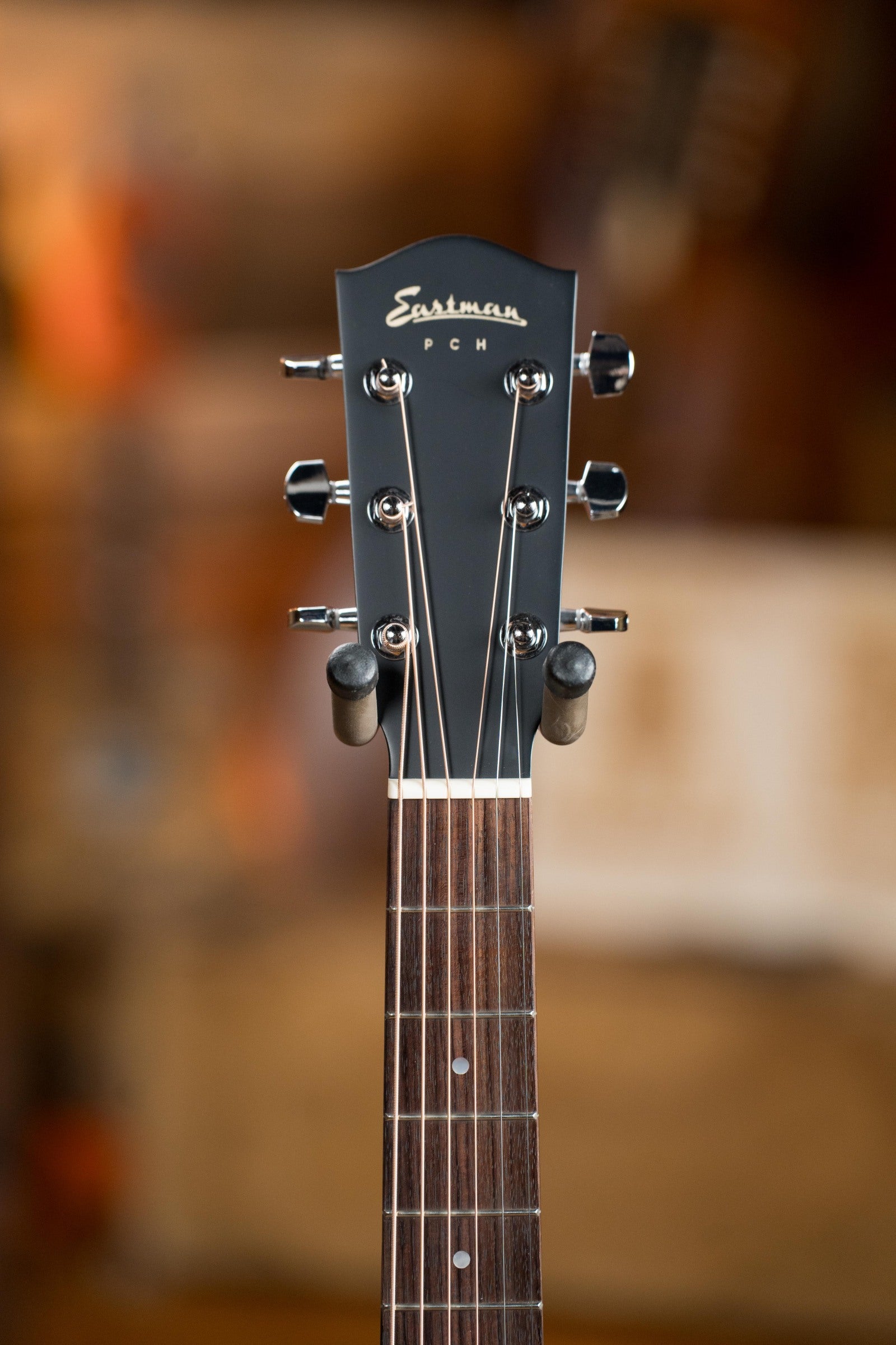 Eastman PCH2-TG-BK Thermo-Cured Solid Sitka/Laminated Rosewood Classic Top Travel Acoustic Guitar #5639