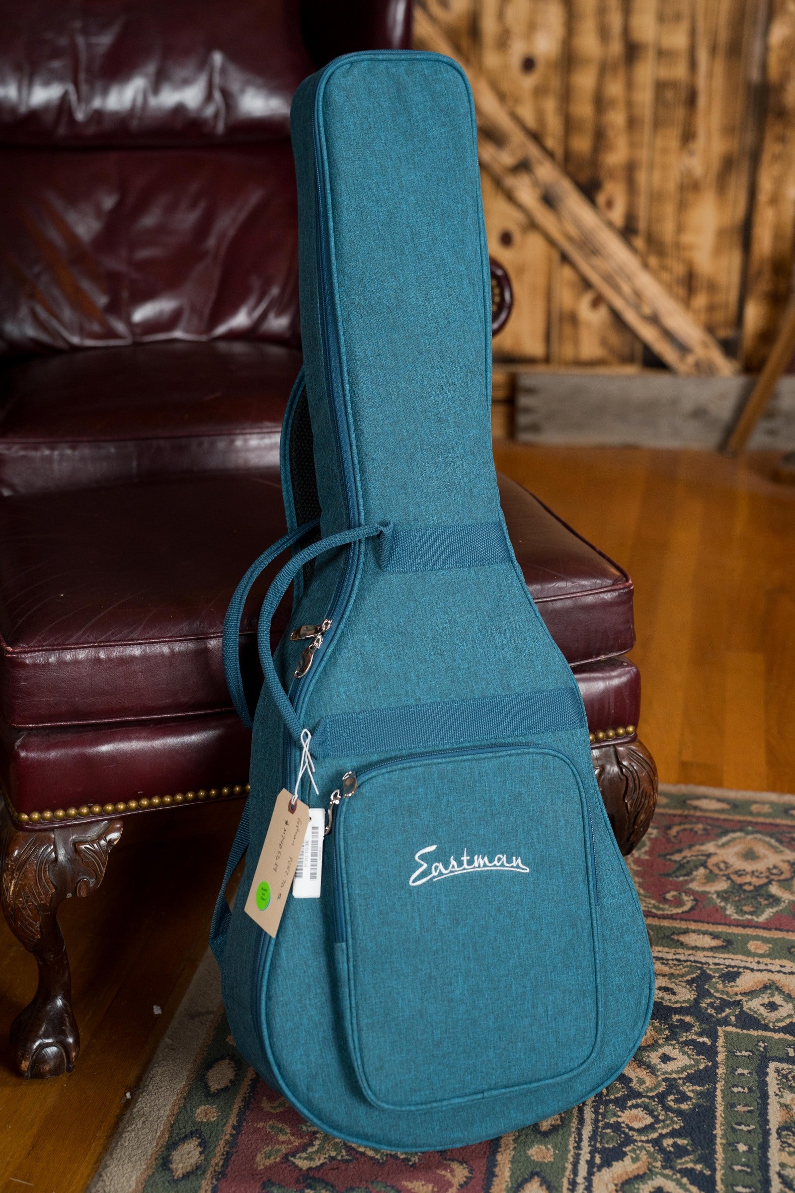 Eastman PCH2-TG-BK Thermo-Cured Solid Sitka/Laminated Rosewood Classic Top Travel Acoustic Guitar #5639