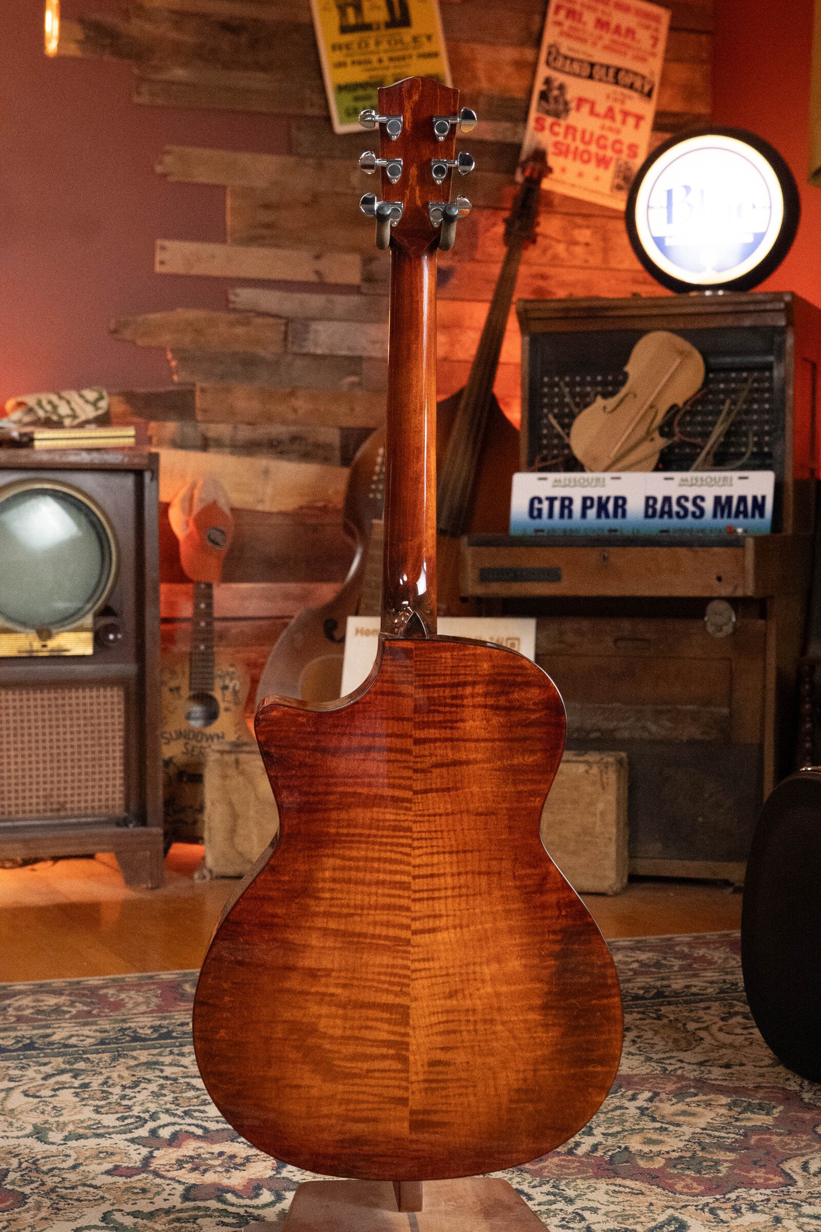 Eastman PCH3-GACE-CLA Sitka/Laminated Maple Grand Auditorium Guitar w/Fishman Pickup #8881