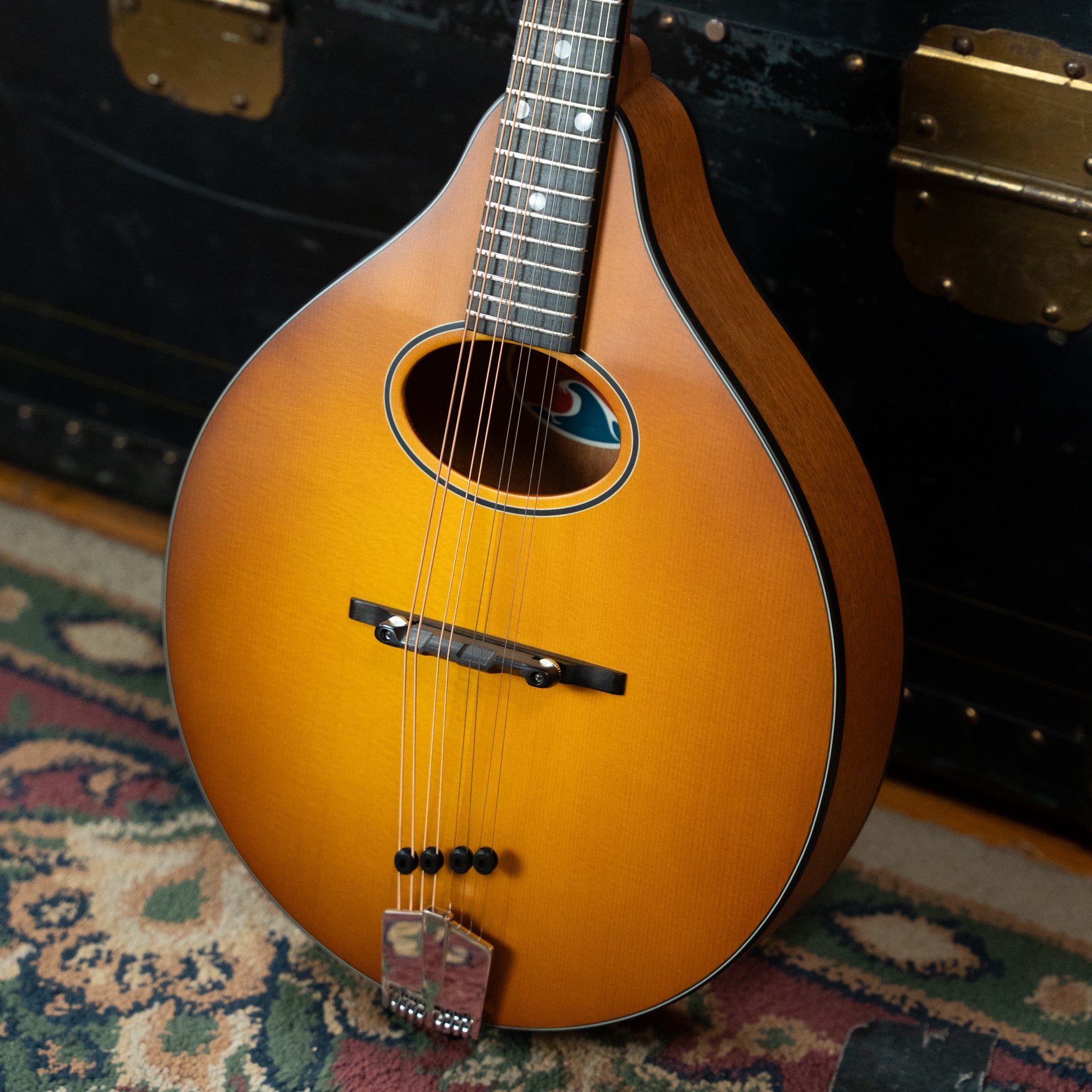 Eastman PCH-M104-GB Spruce/Laminated Mahogany Goldburst Flattop A-Style Mandolin #0960