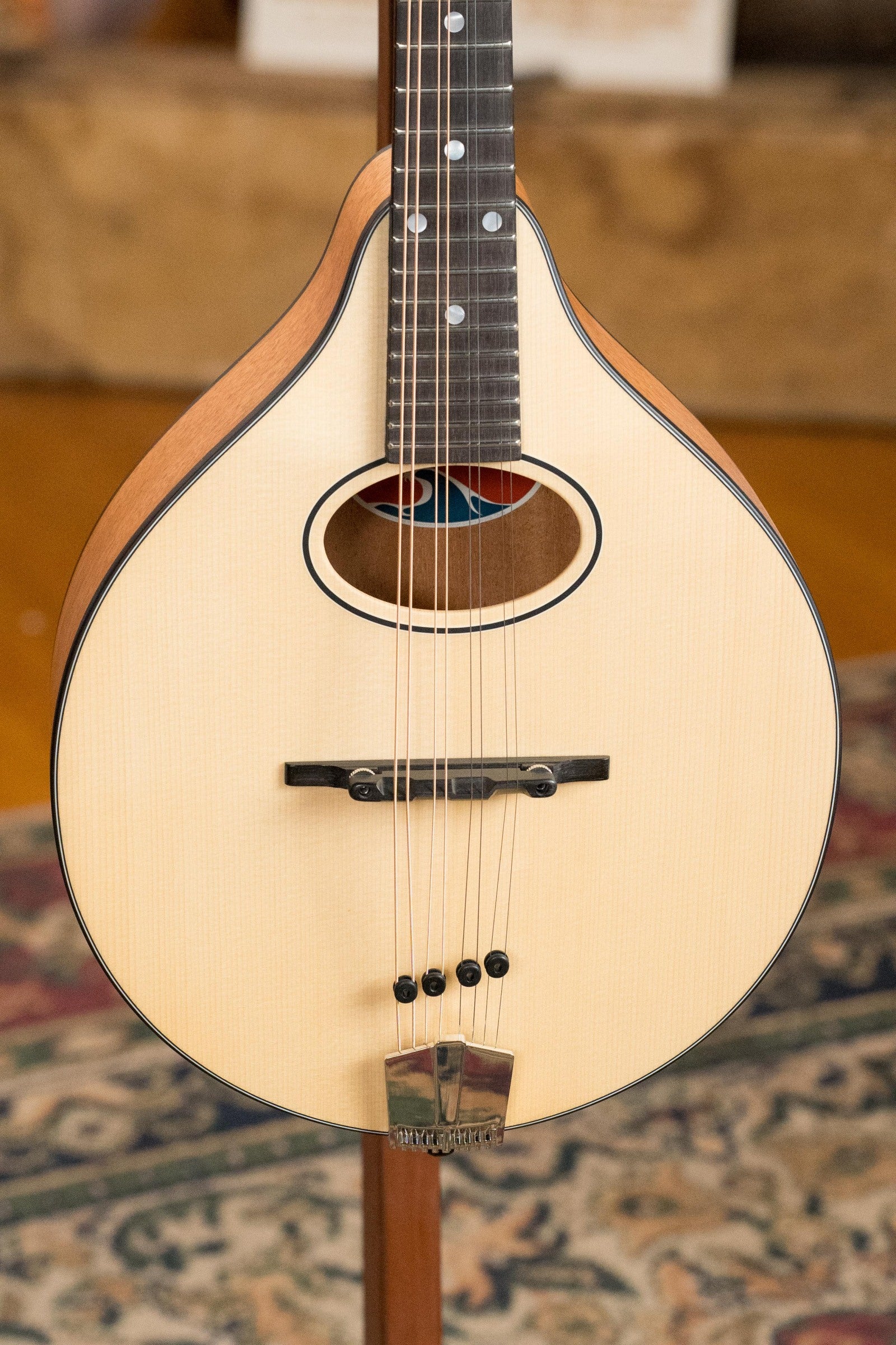 Eastman PCH-M104-NAT Spruce/Laminated Mahogany Natural Flattop A-Style Mandolin #1176