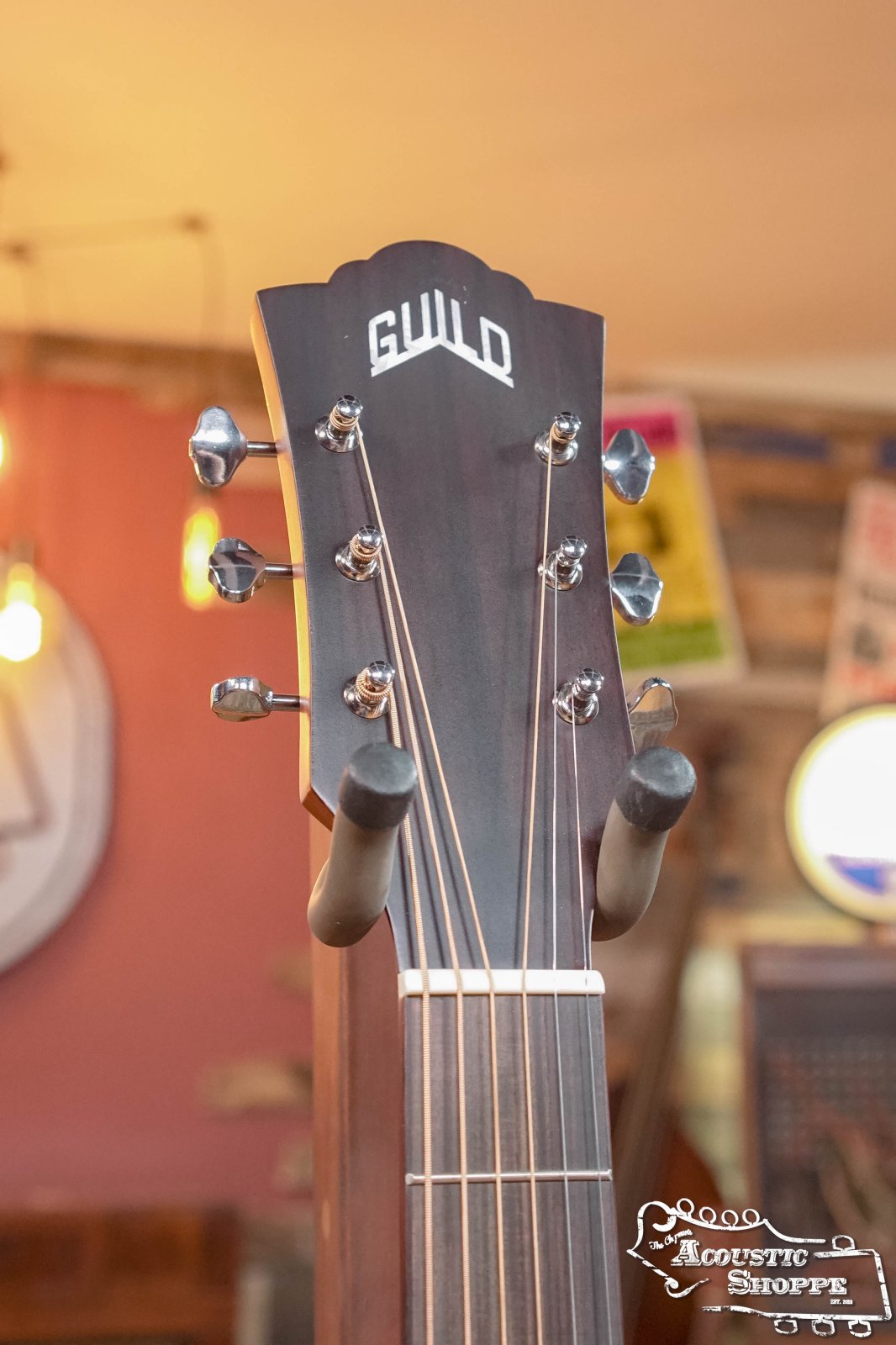 Guild F-240E Sitka/Mahogany Jumbo Natural Top Acoustic Guitar w/ Fishman Pickup #4694