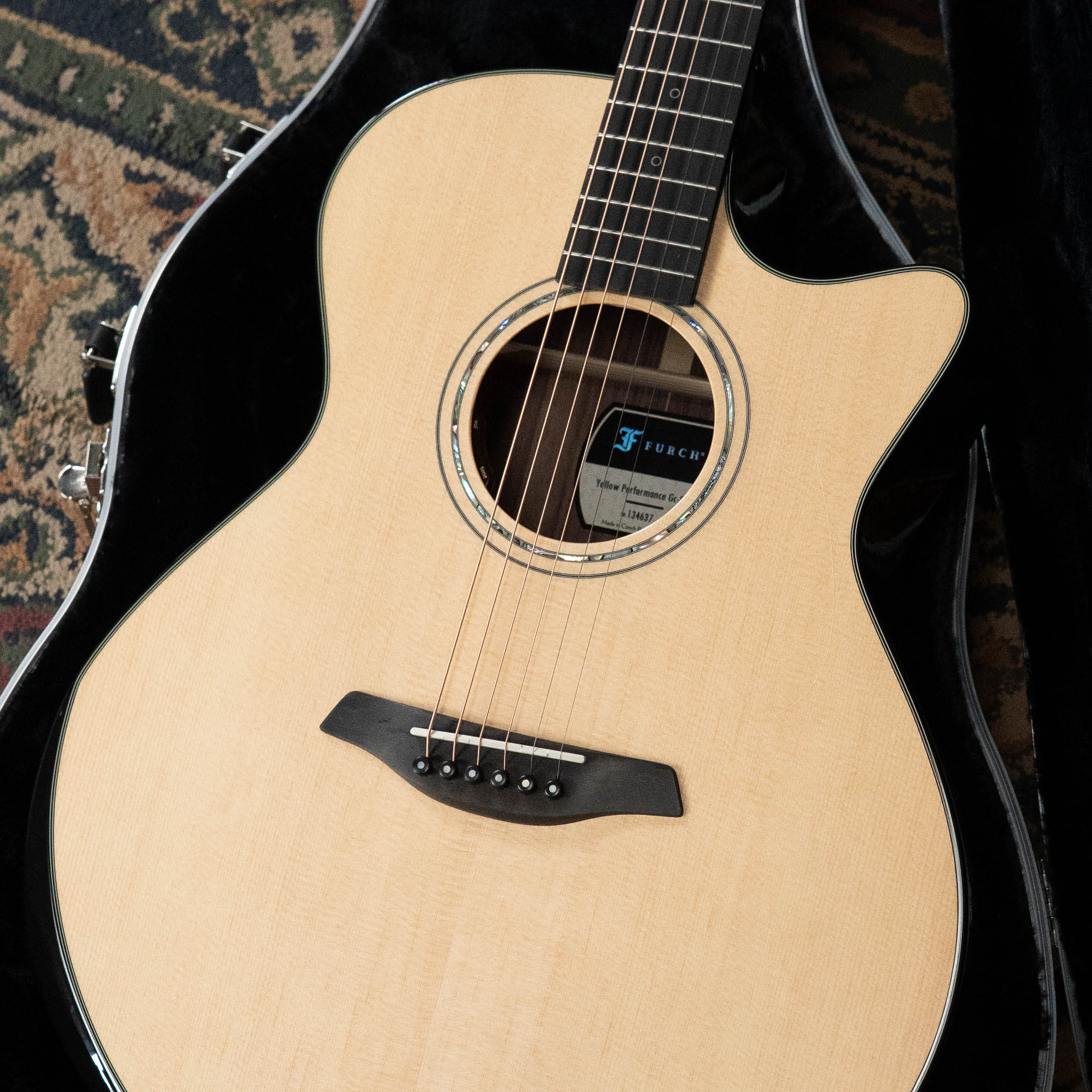 Furch Yellow Performance Gc-SR a Stika/Rosewood Grand Auditorium Cutaway Acoustic Guitar #4637