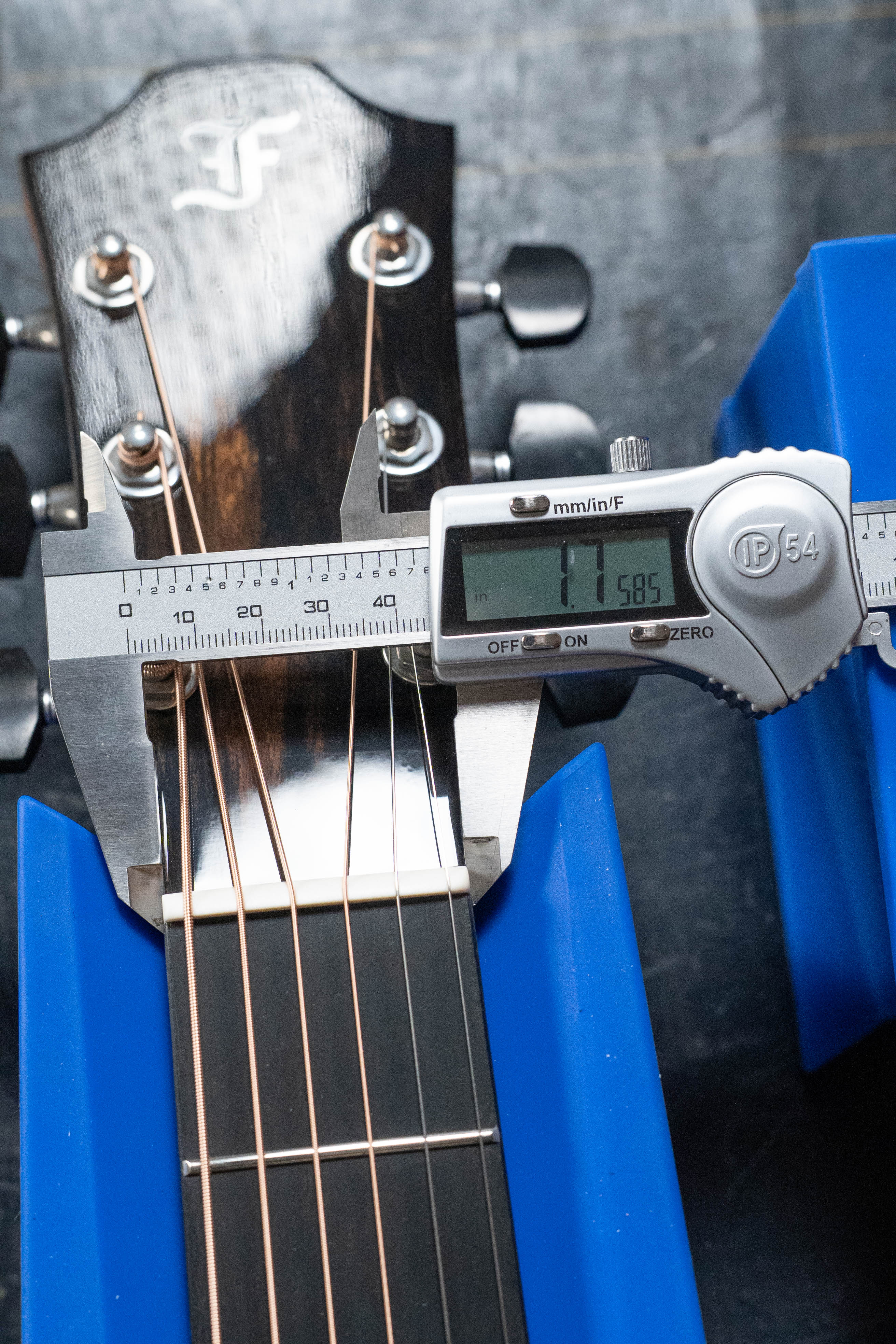 Furch Yellow Performance Gc-SR a Stika/Rosewood Grand Auditorium Cutaway Acoustic Guitar #4637